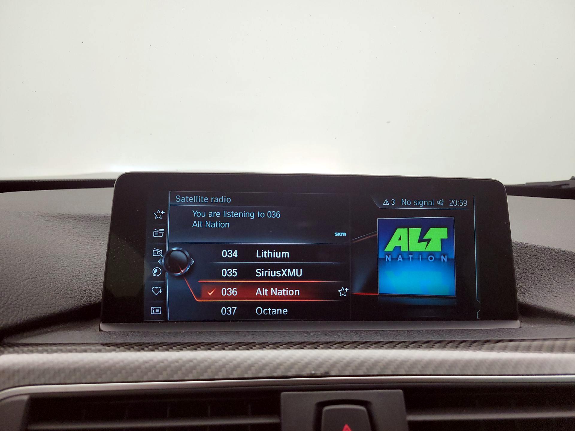 Thumbnail: 2017 BMW M4 - 15