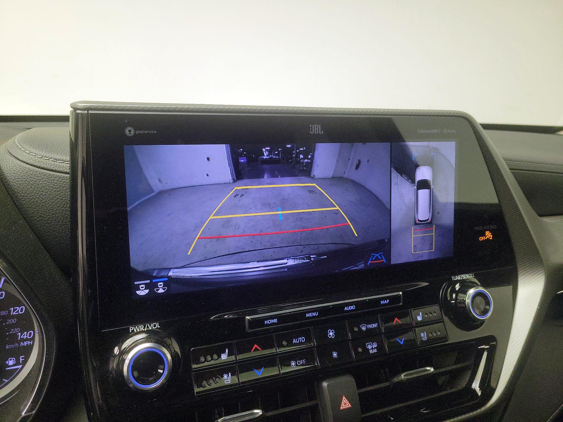 Thumbnail: 2021 Toyota Highlander - 15