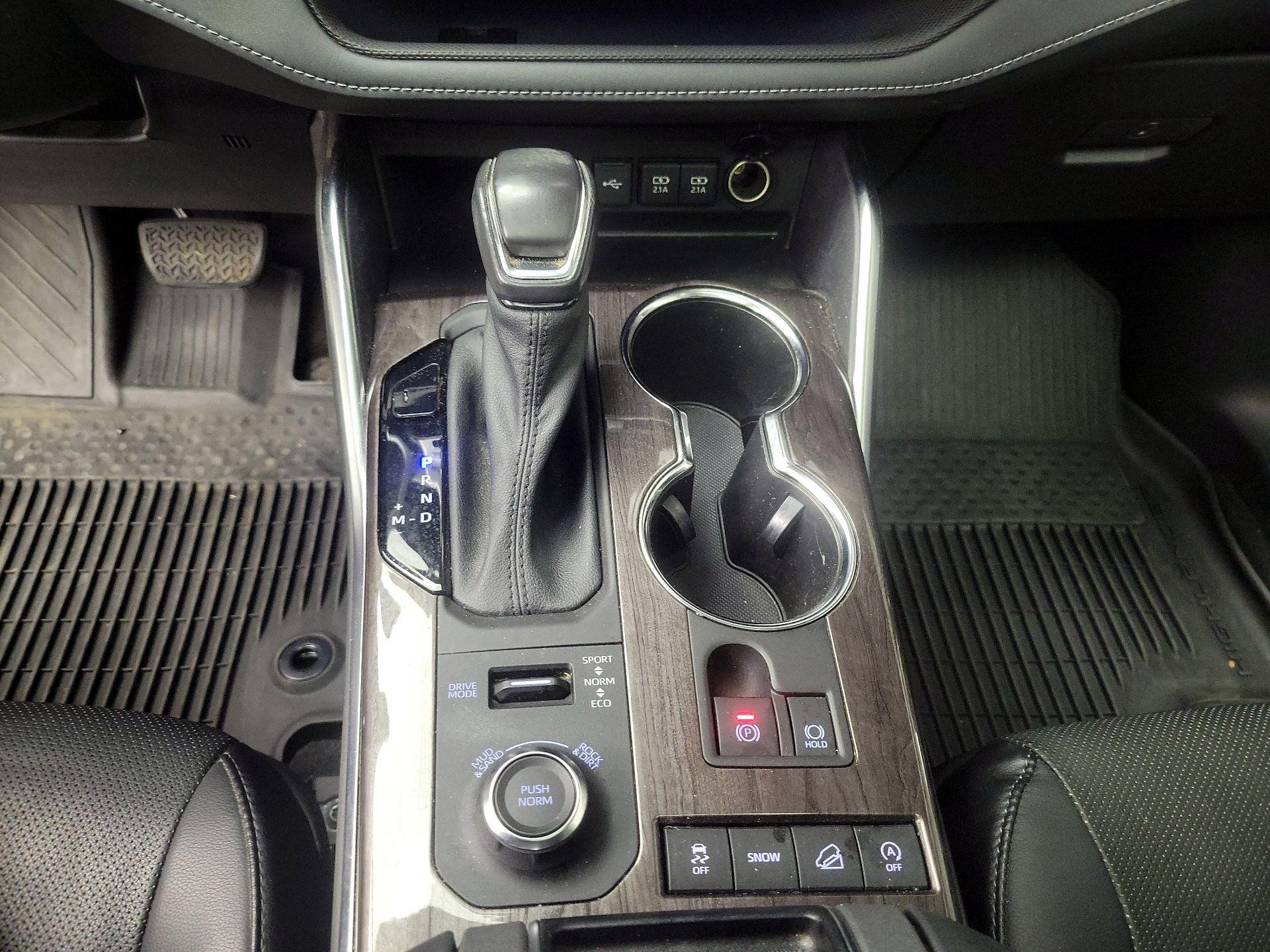 Thumbnail: 2021 Toyota Highlander - 18