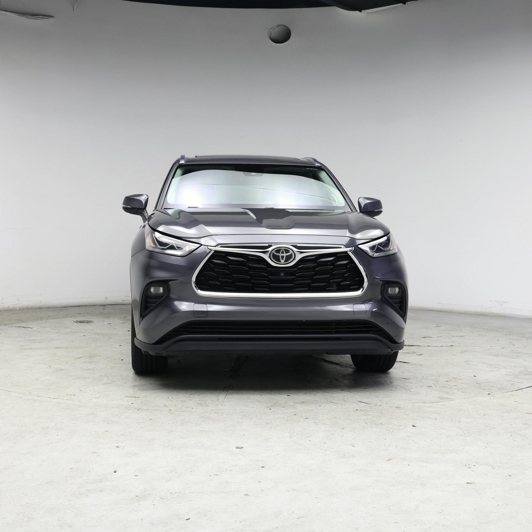 Thumbnail: 2021 Toyota Highlander - 5