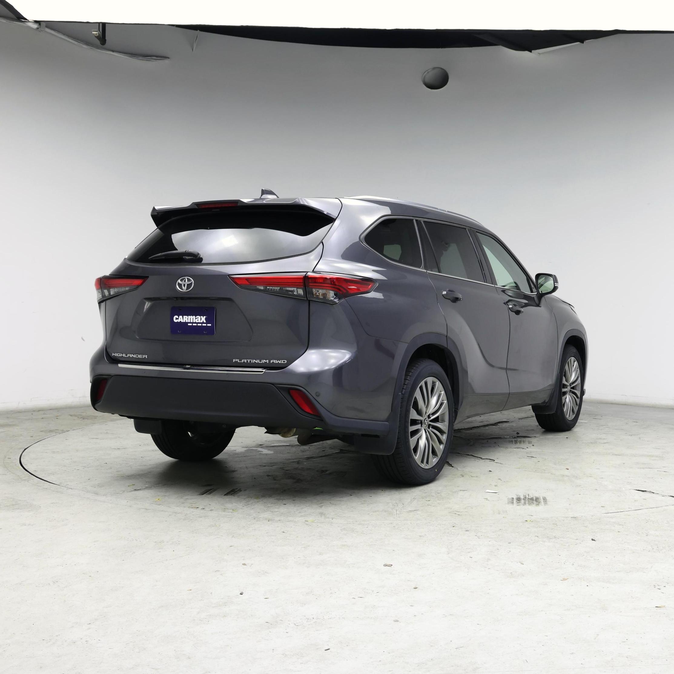 Thumbnail: 2021 Toyota Highlander - 8