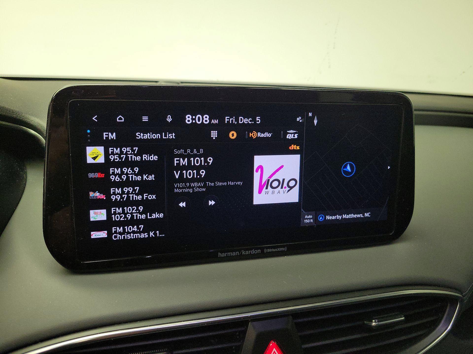 Thumbnail: 2023 Hyundai Santa Fe - 16