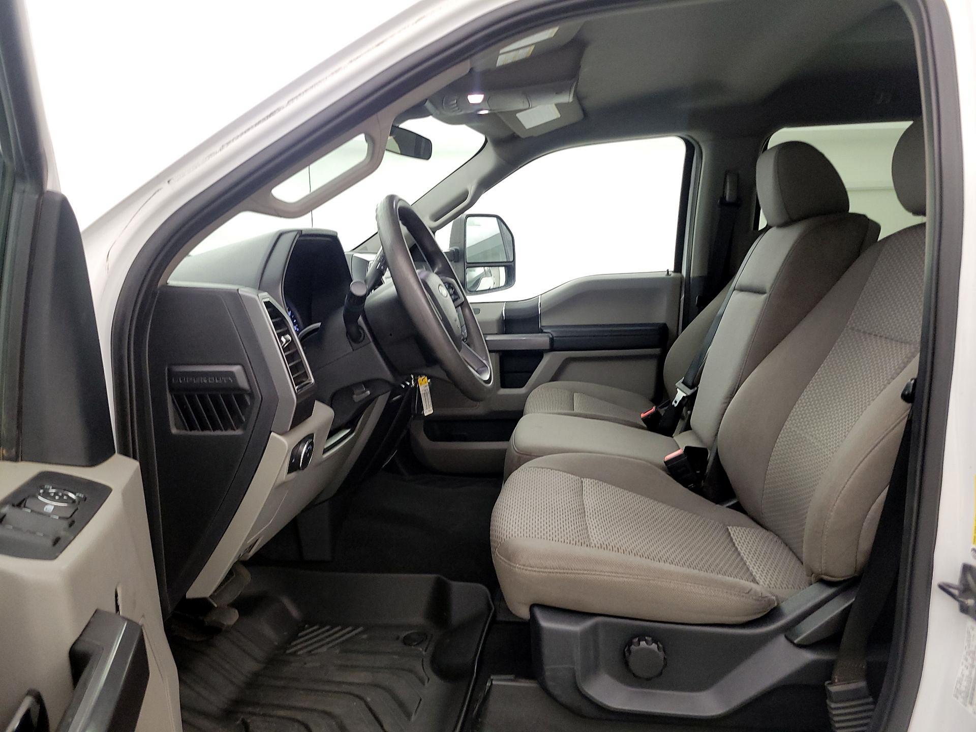 Thumbnail: 2020 Ford F-250 - 11