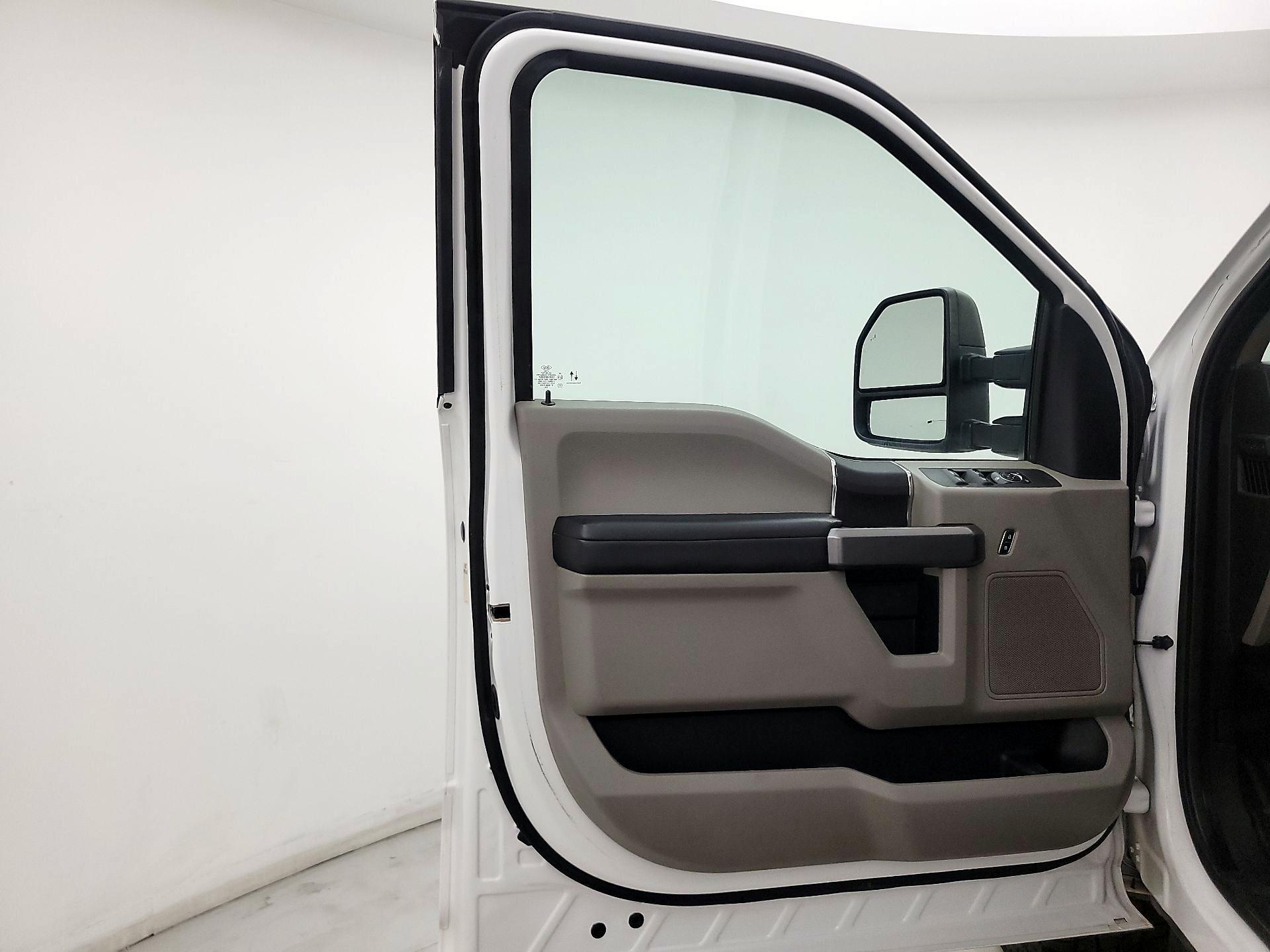 Thumbnail: 2020 Ford F-250 - 12