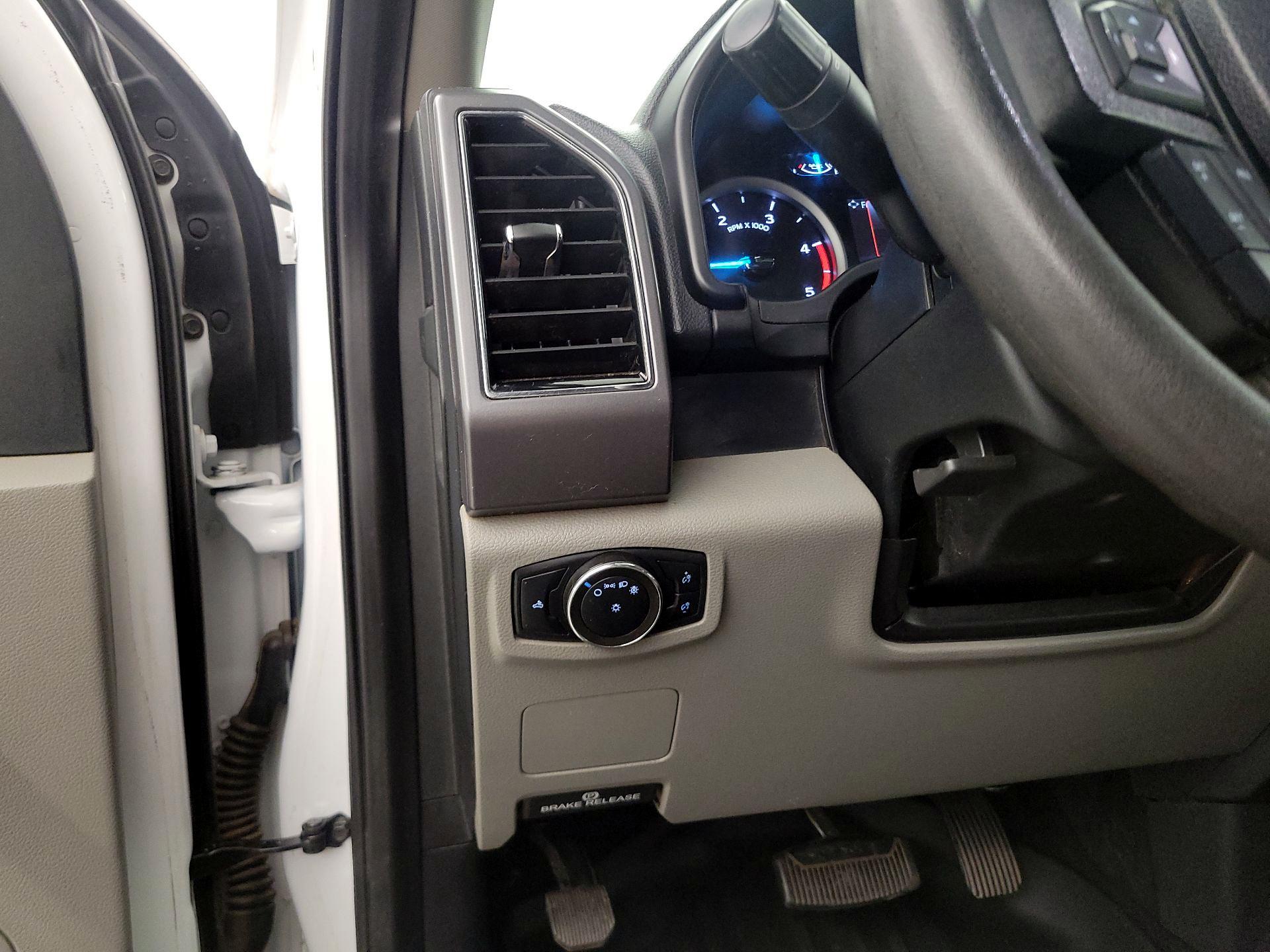 Thumbnail: 2020 Ford F-250 - 13