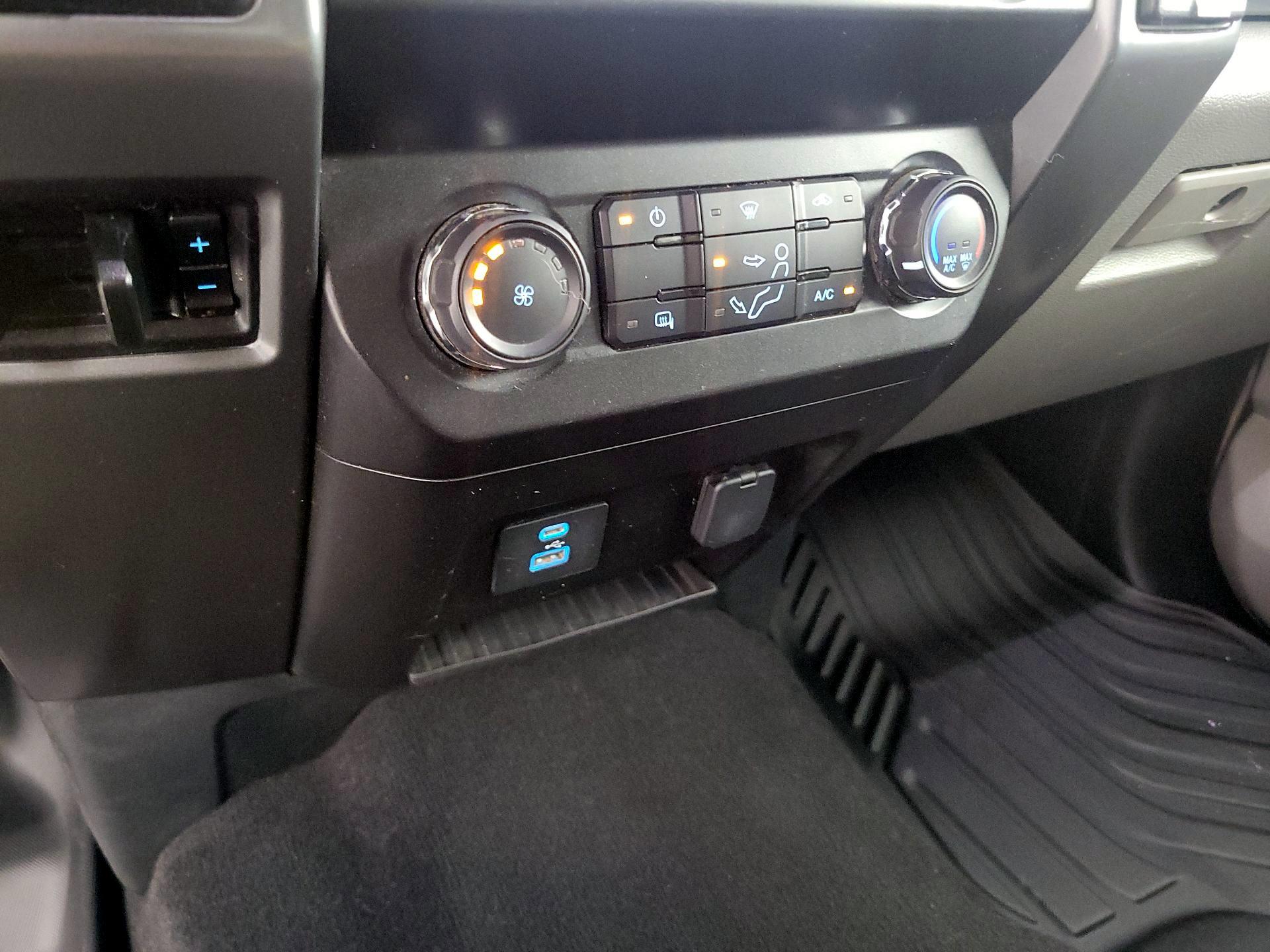 Thumbnail: 2020 Ford F-250 - 16