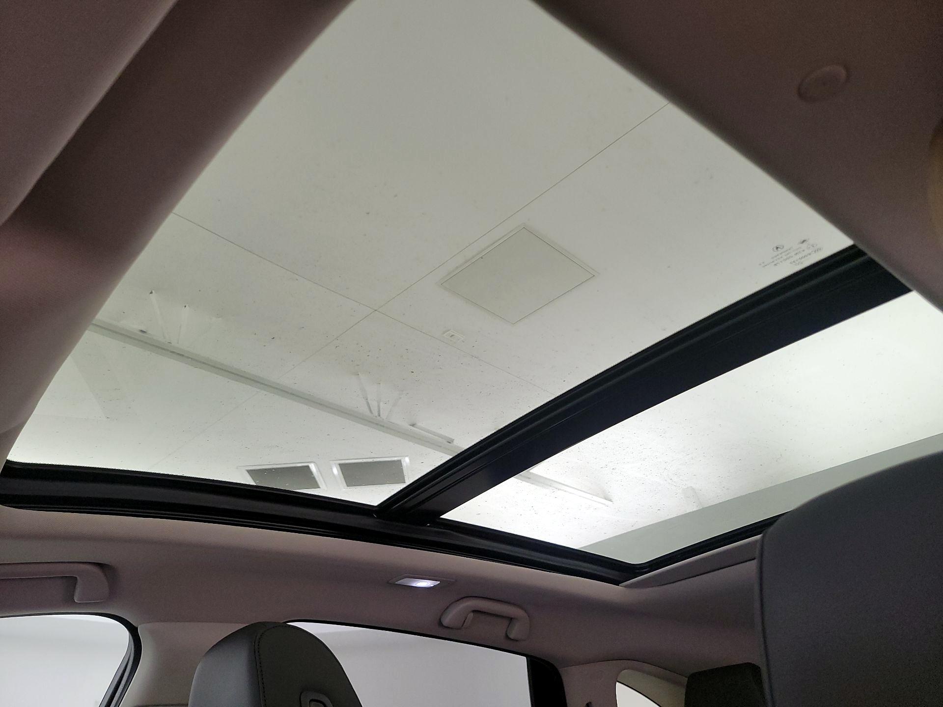 Thumbnail: 2021 Acura RDX - 19