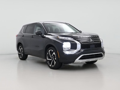 2023 Mitsubishi Outlander SE