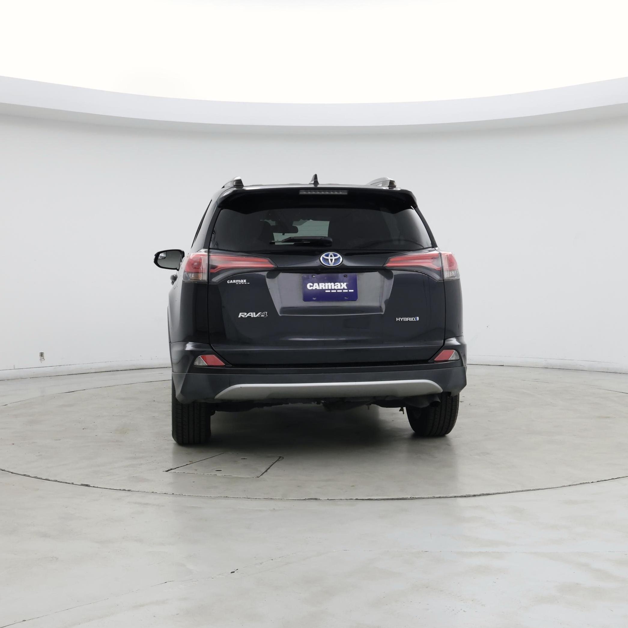 Thumbnail: 2018 Toyota RAV4 - 6