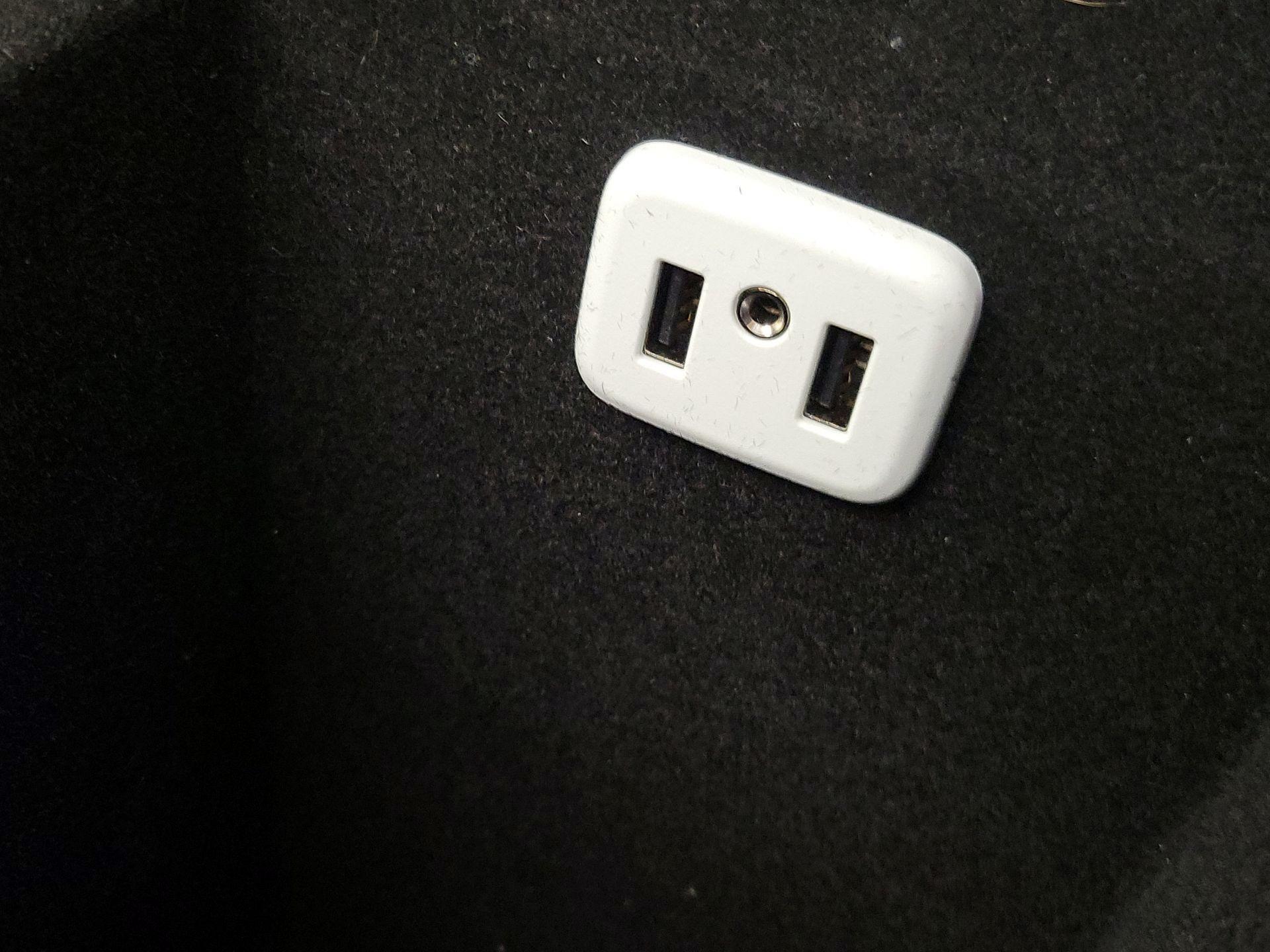 Thumbnail: 2018 Cadillac XT5 - 19