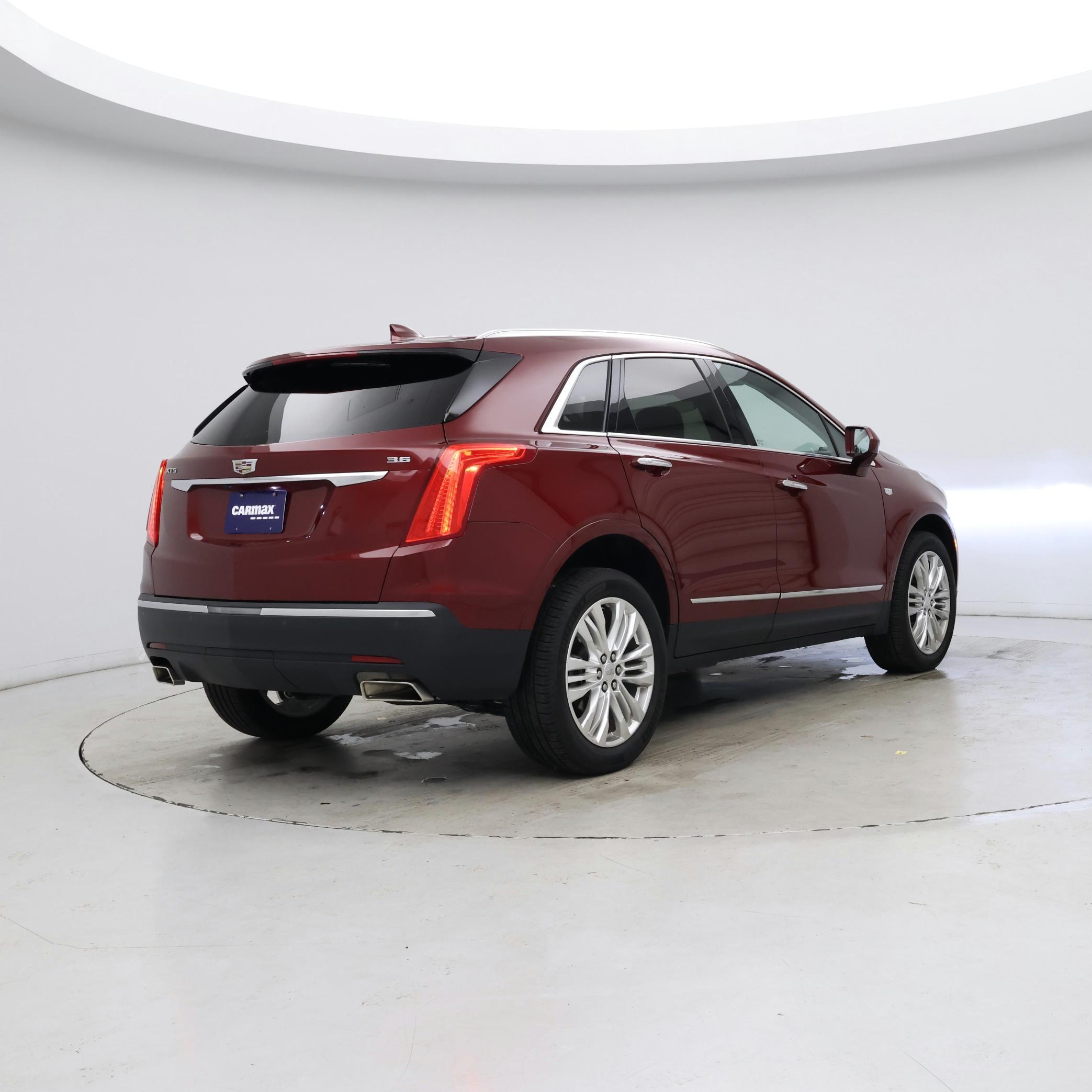 Thumbnail: 2018 Cadillac XT5 - 8
