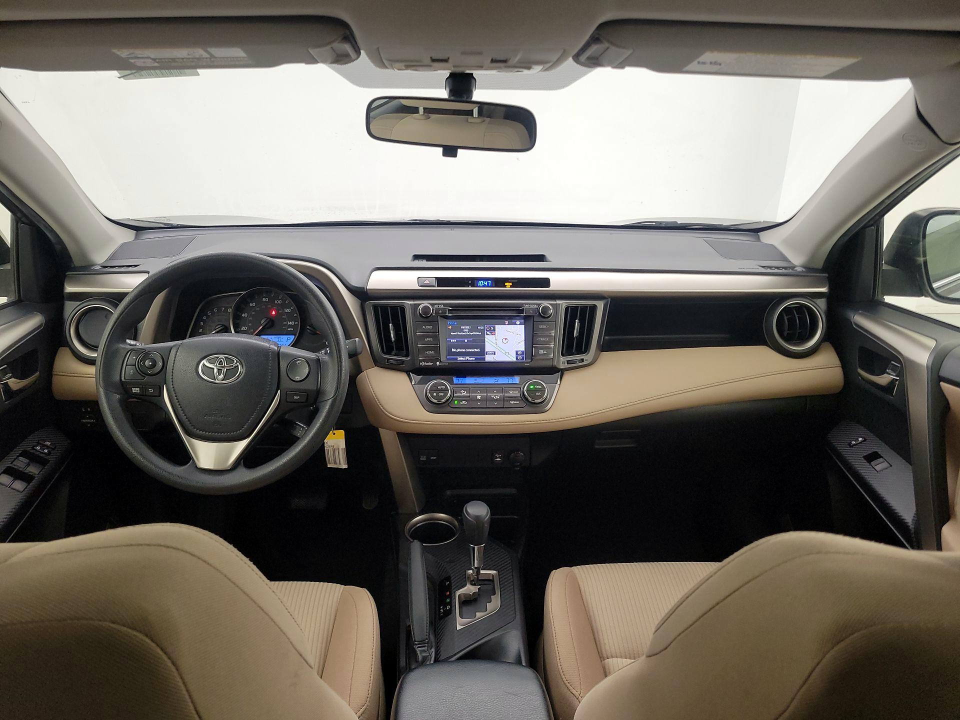 Thumbnail: 2015 Toyota RAV4 - 9