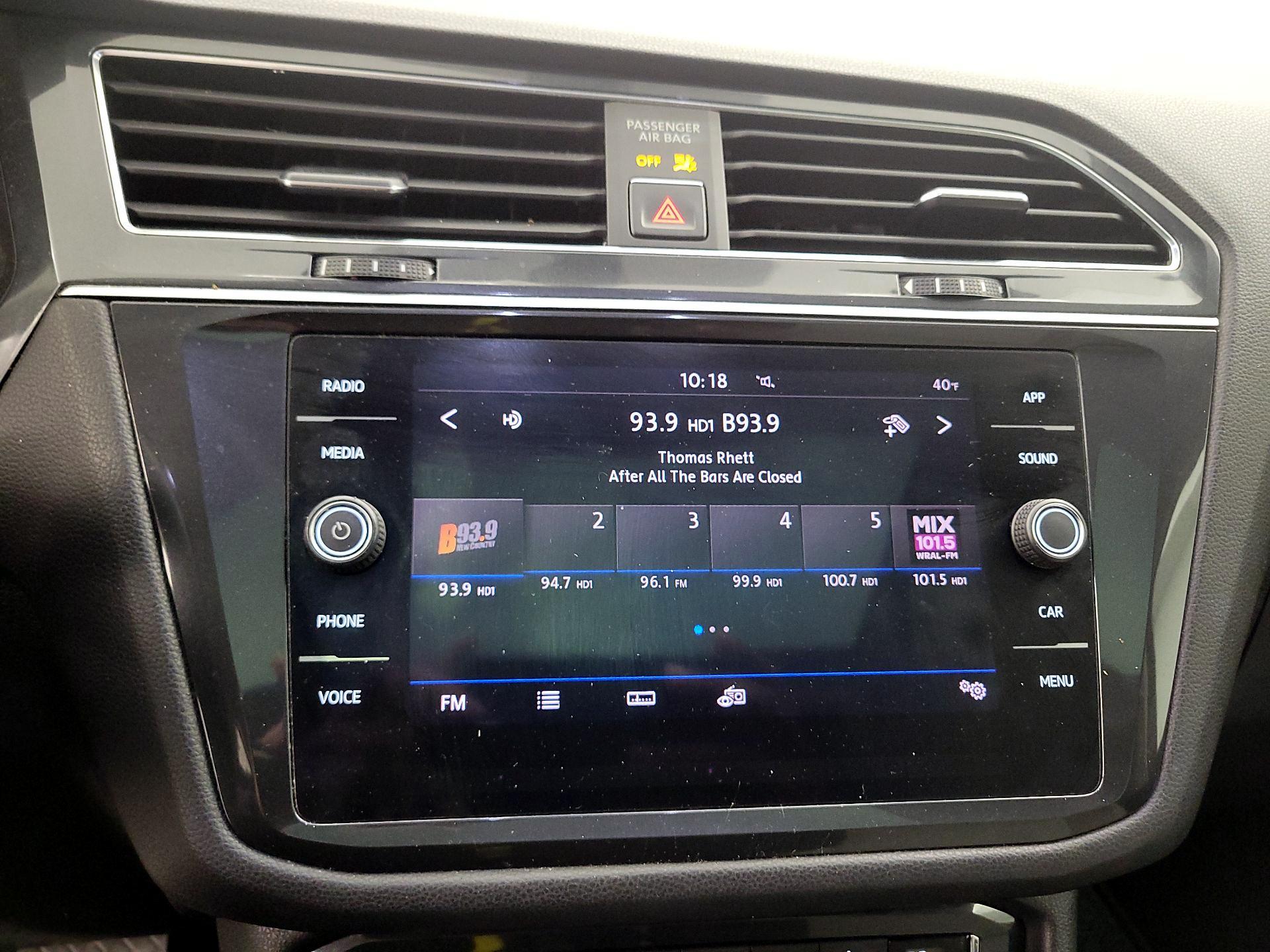 Thumbnail: 2018 Volkswagen Tiguan - 15