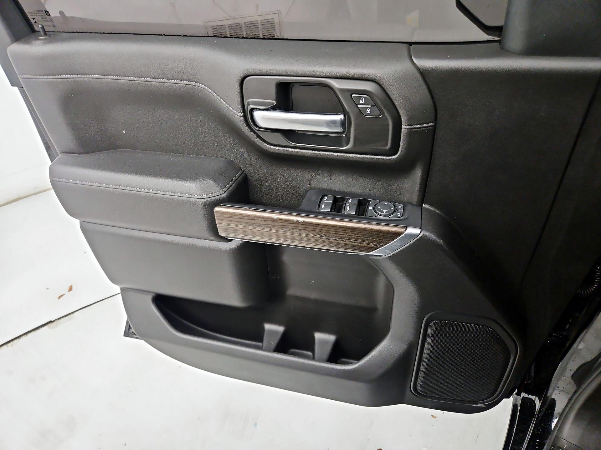 Thumbnail: 2022 Chevrolet Silverado 1500 - 12