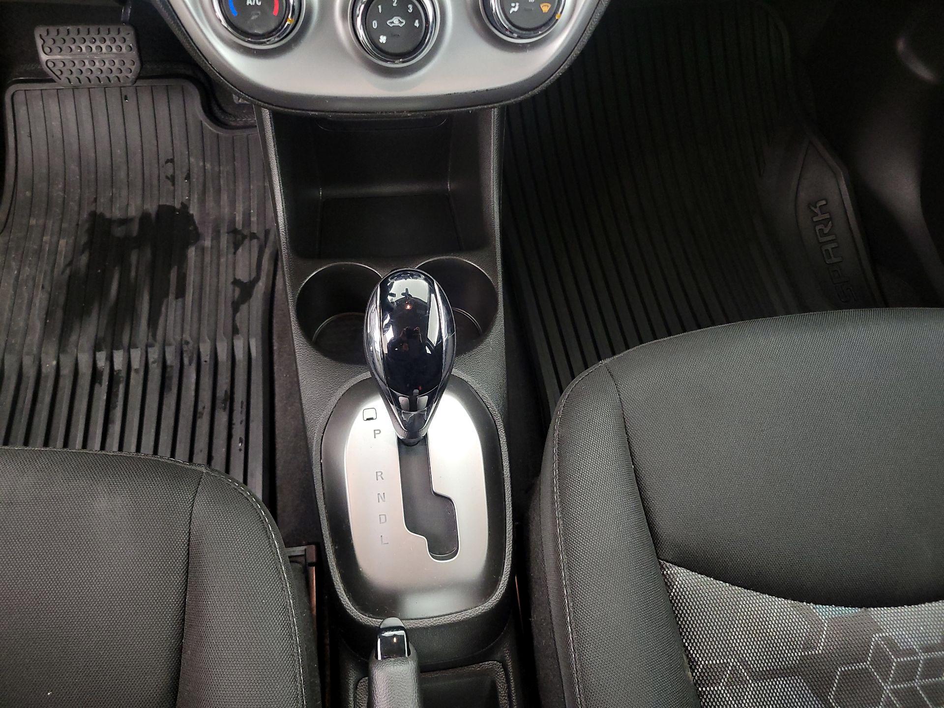 Thumbnail: 2017 Chevrolet Spark - 17