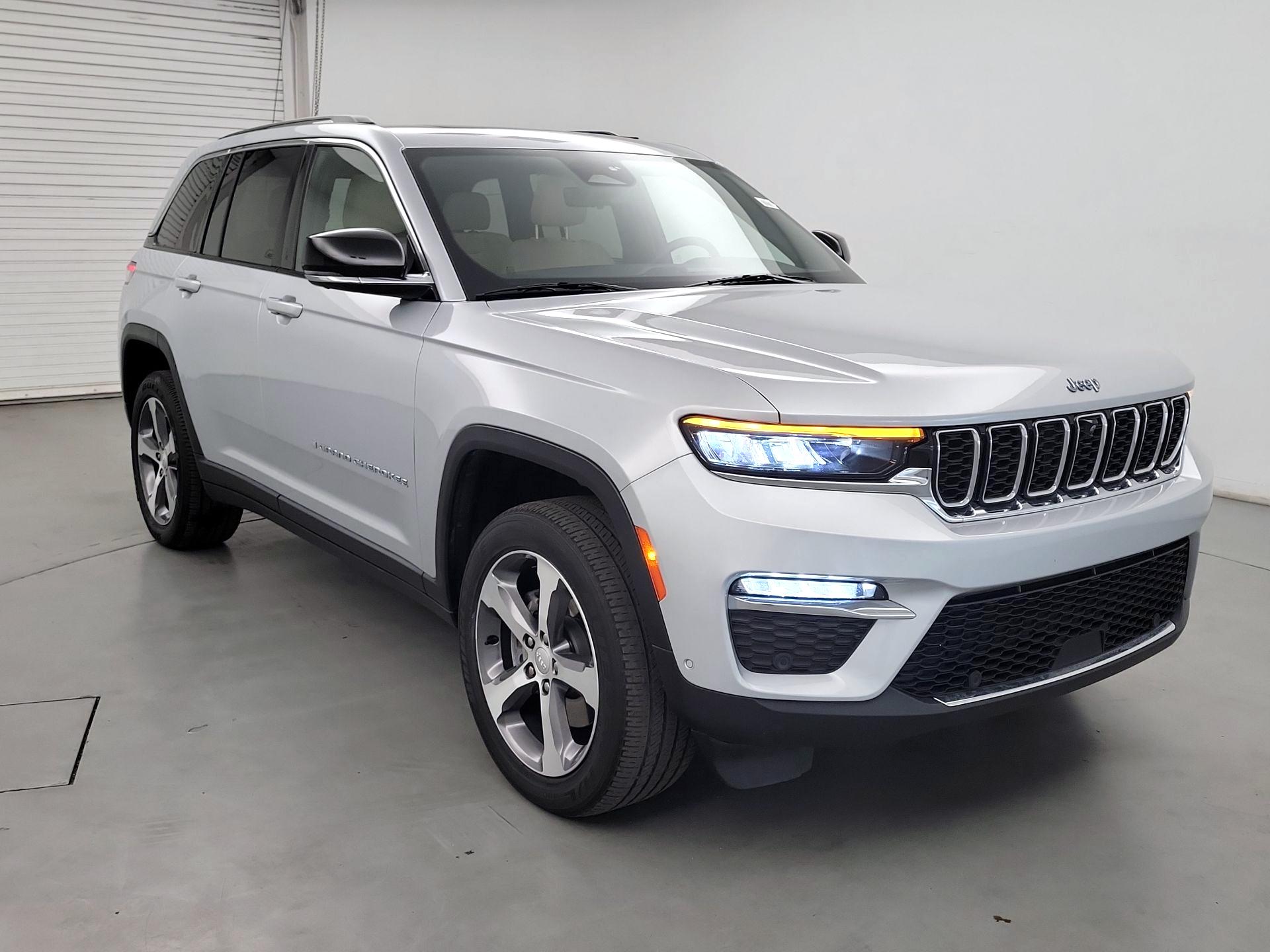 Thumbnail: 2022 Jeep Grand Cherokee - 1