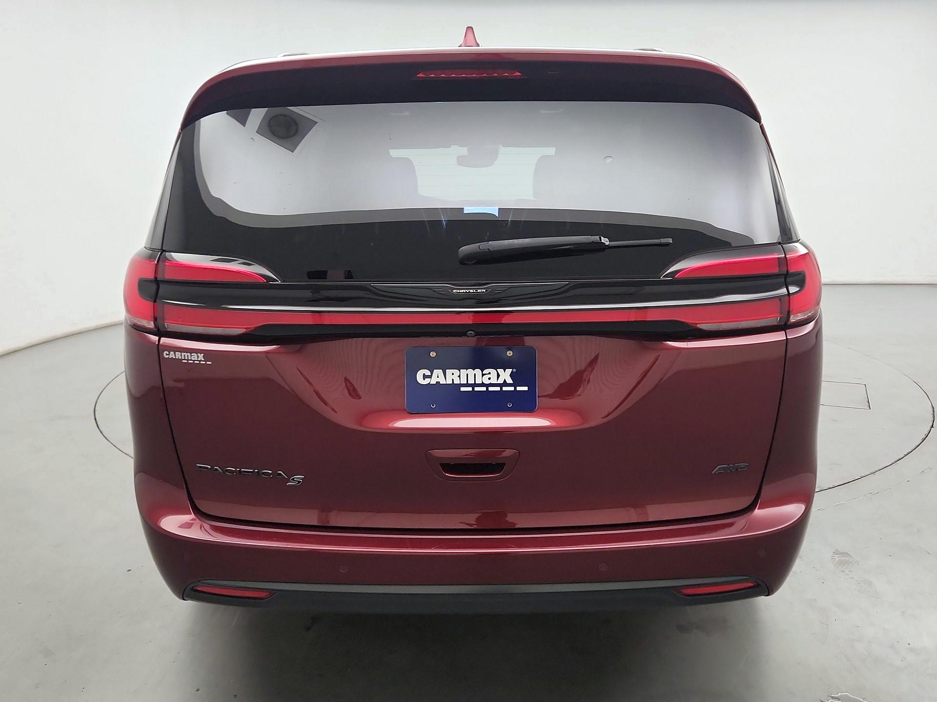 Thumbnail: 2022 Chrysler Pacifica - 6