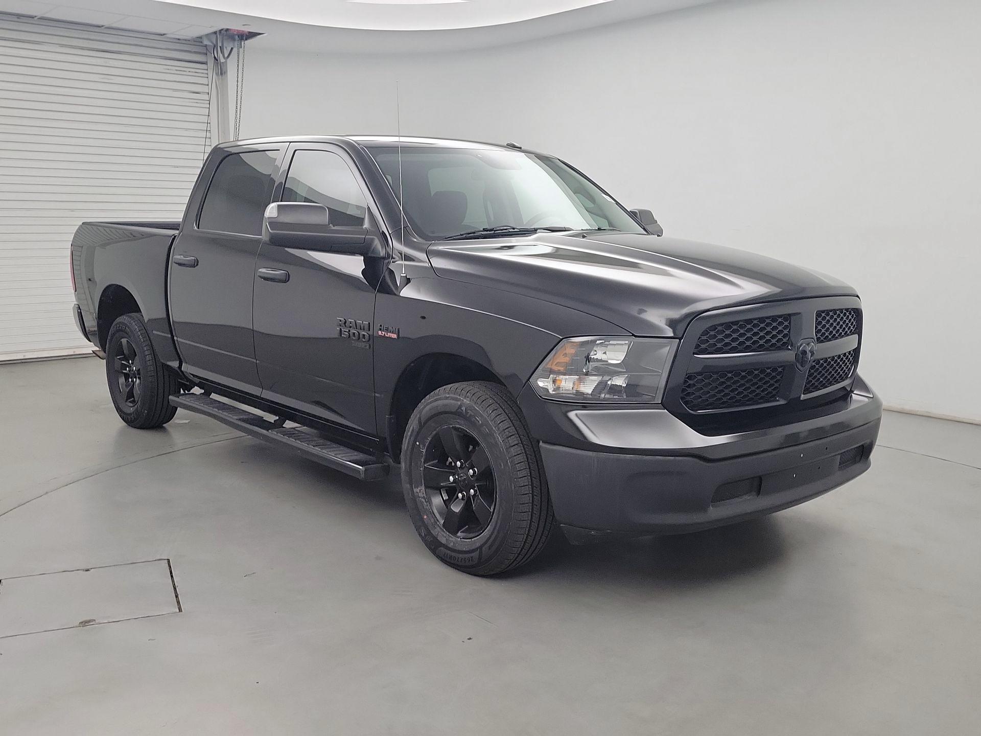 Thumbnail: 2022 RAM 1500 Classic - 1