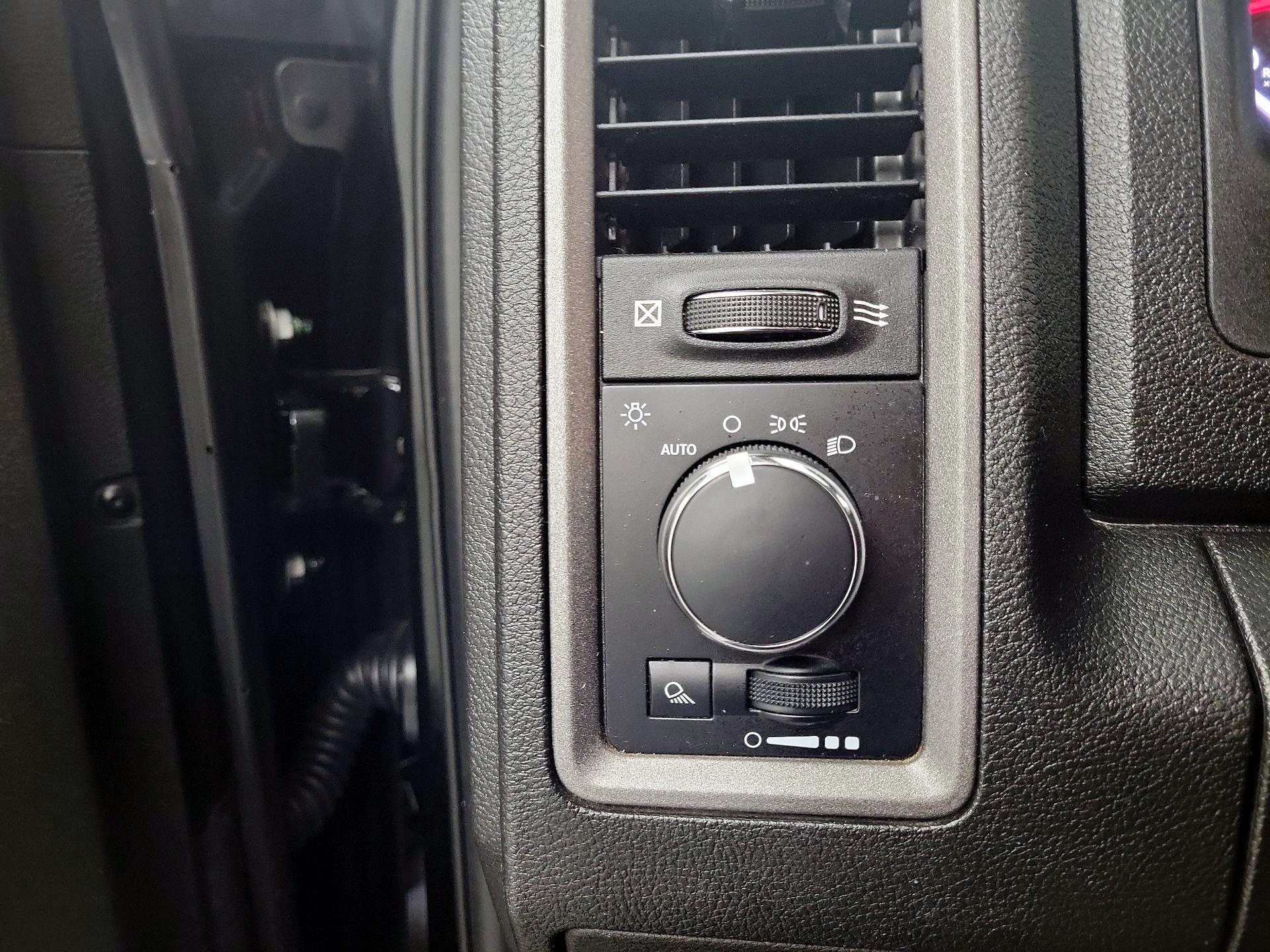 Thumbnail: 2022 RAM 1500 Classic - 11