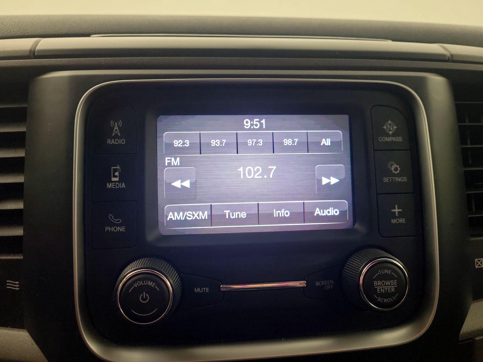 Thumbnail: 2022 RAM 1500 Classic - 13