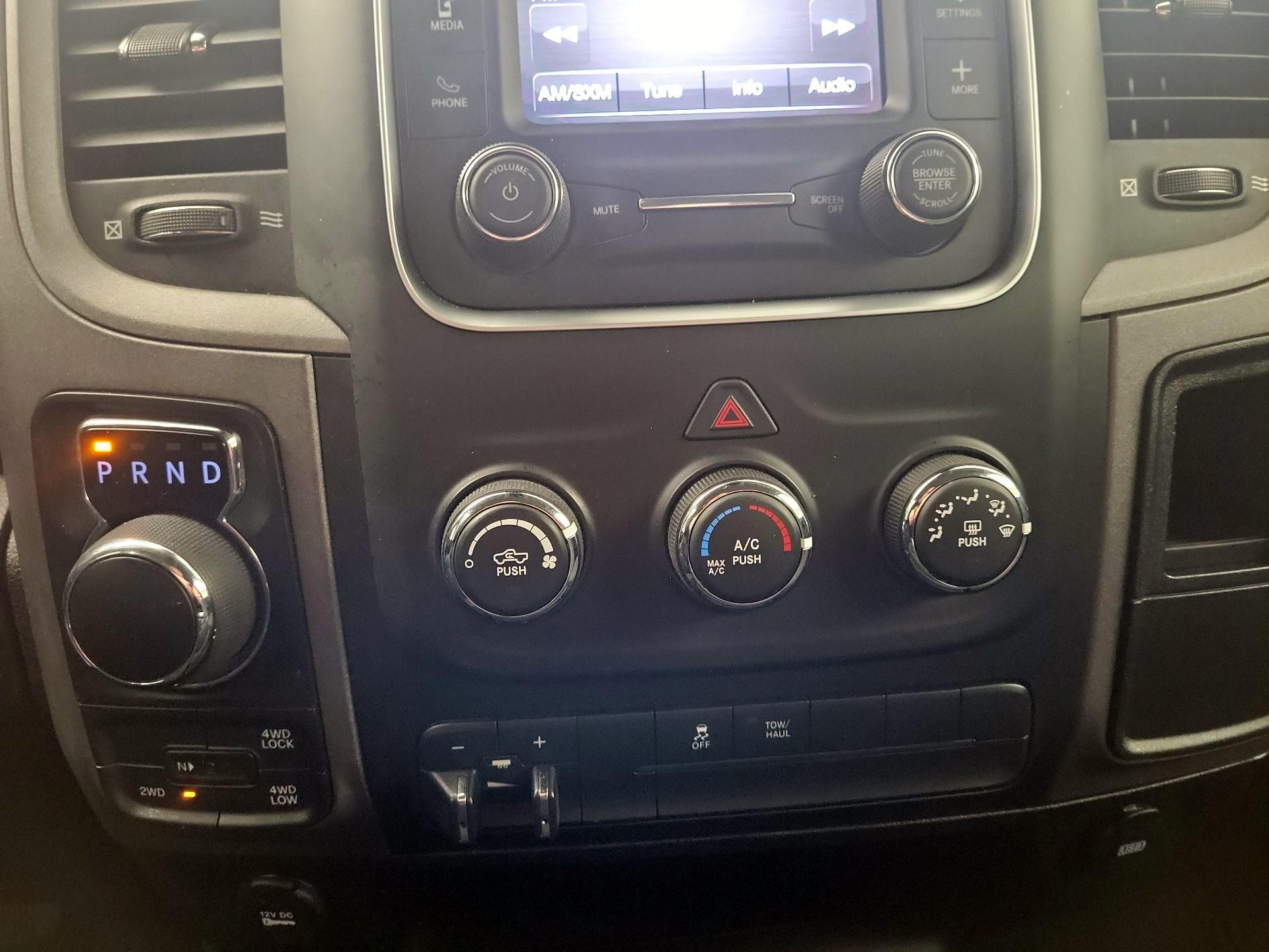 Thumbnail: 2022 RAM 1500 Classic - 14