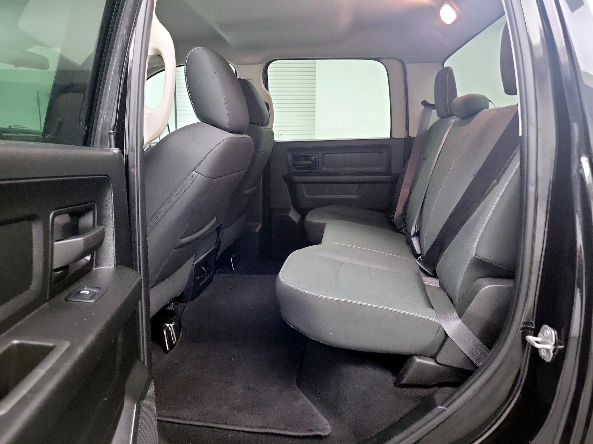 Thumbnail: 2022 RAM 1500 Classic - 17