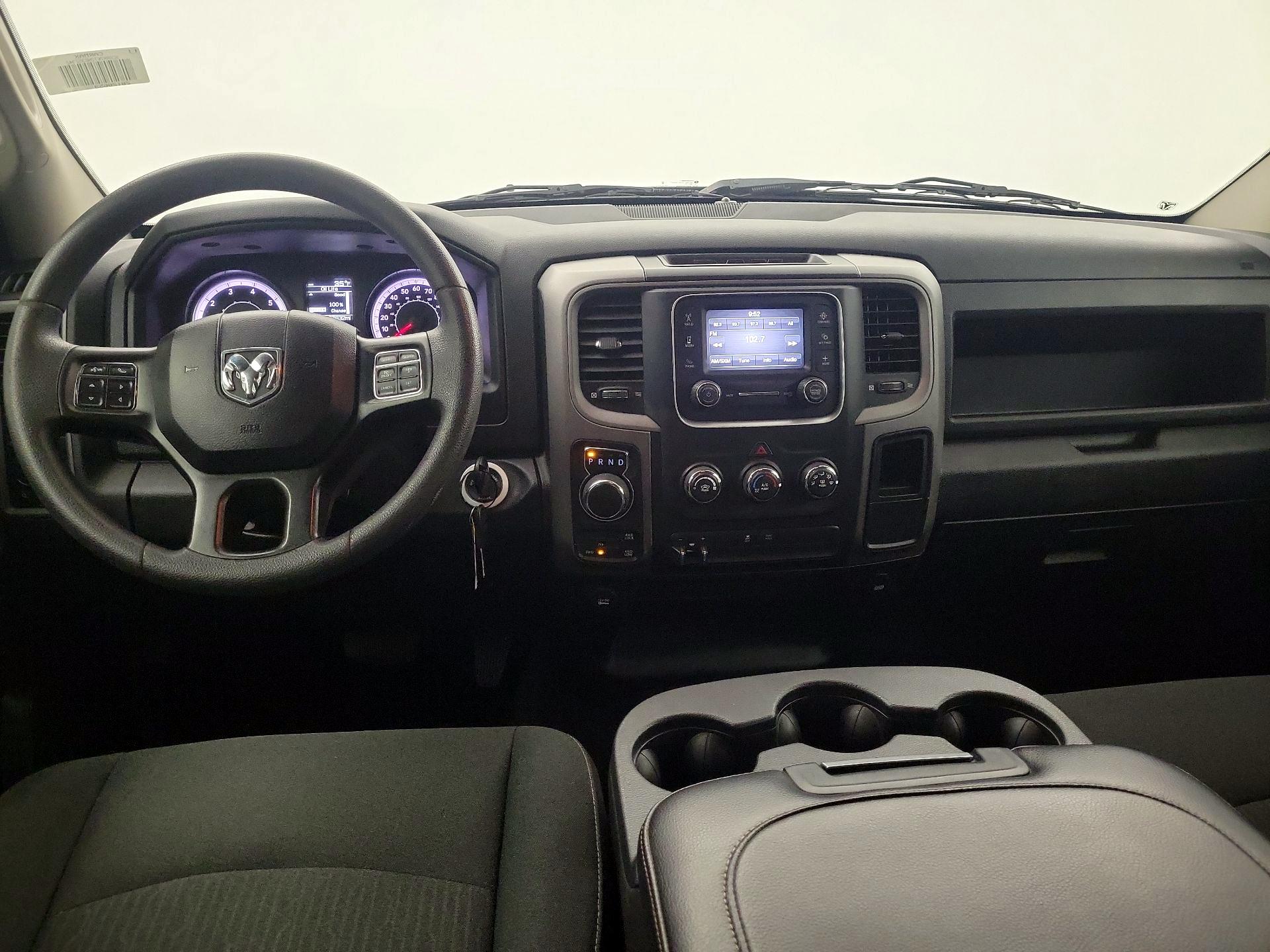 Thumbnail: 2022 RAM 1500 Classic - 8