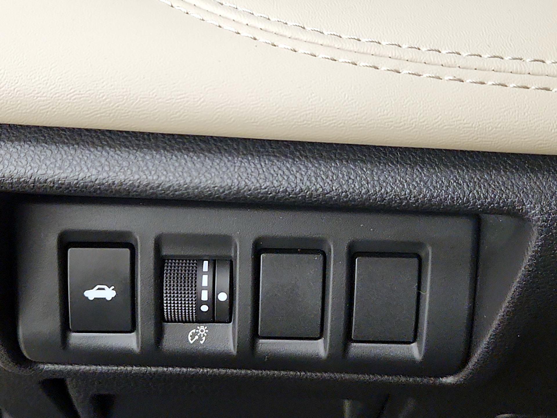 Thumbnail: 2020 Subaru Legacy - 13