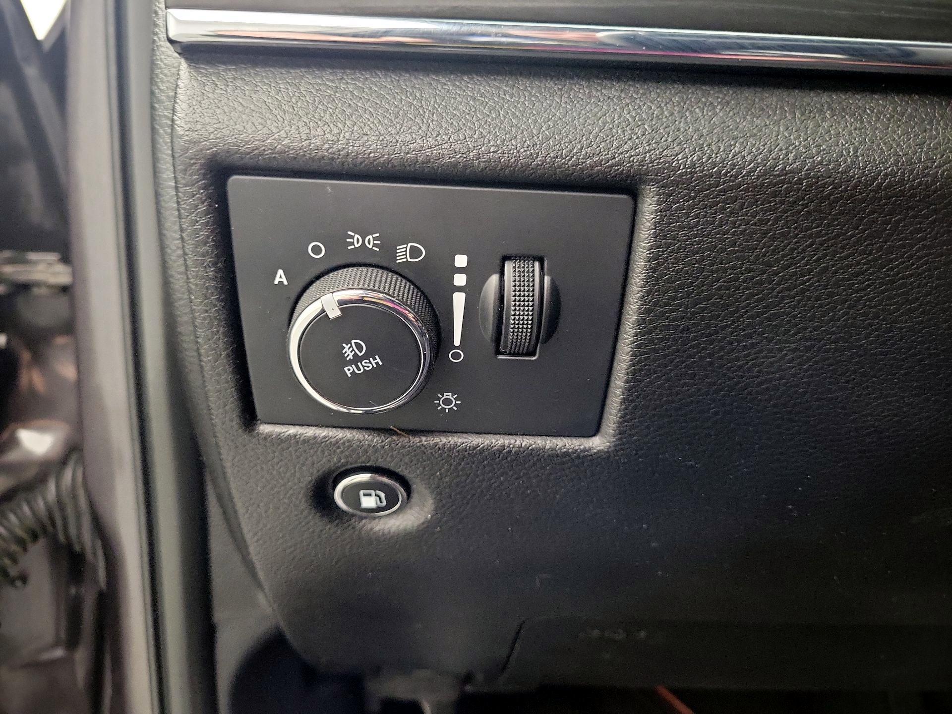 Thumbnail: 2021 Jeep Grand Cherokee - 11