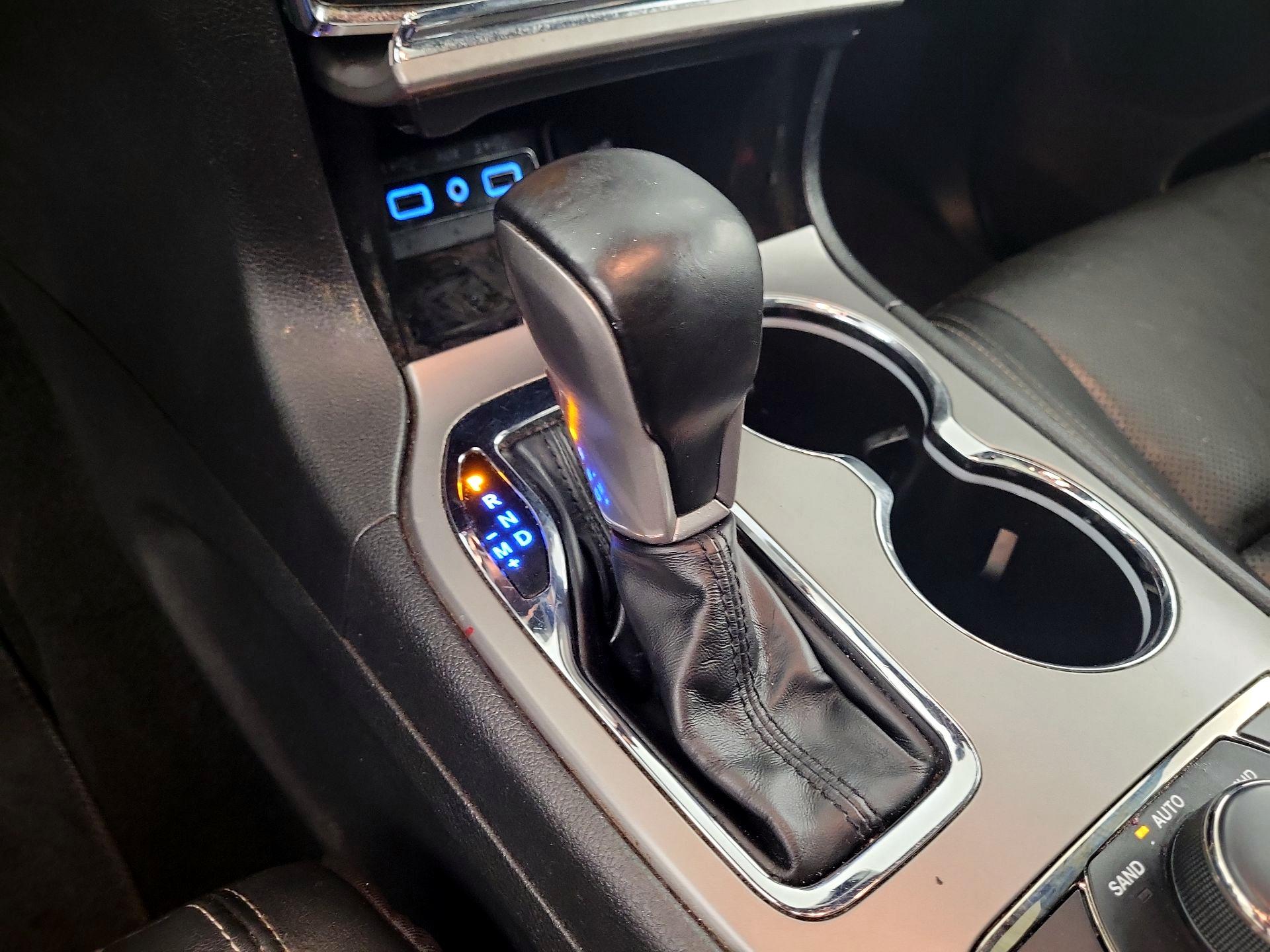 Thumbnail: 2021 Jeep Grand Cherokee - 16