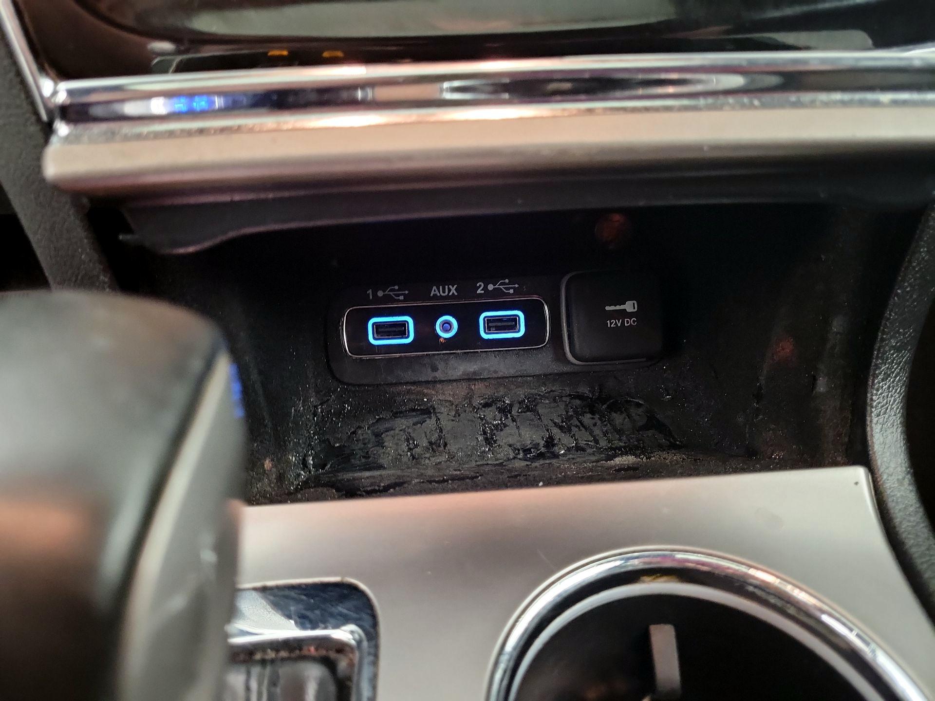 Thumbnail: 2021 Jeep Grand Cherokee - 17