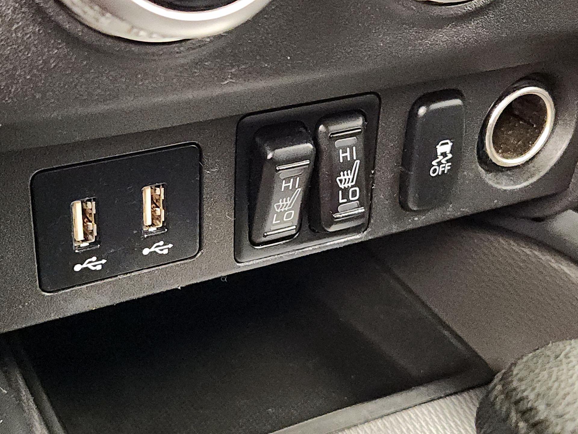 Thumbnail: 2022 Mitsubishi Outlander Sport - 18