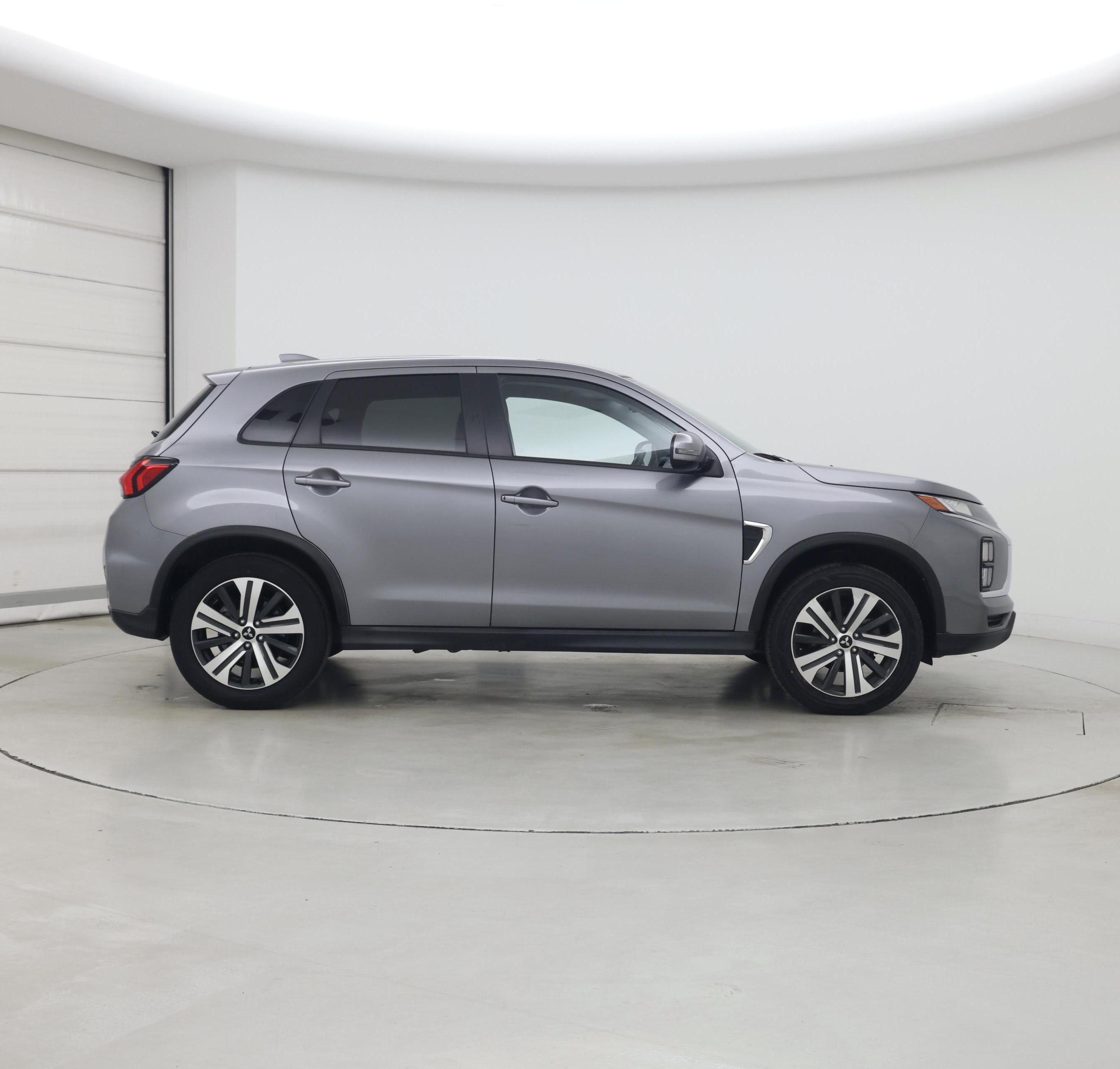 Thumbnail: 2022 Mitsubishi Outlander Sport - 7