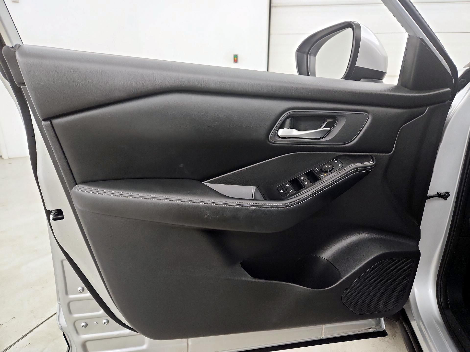 Thumbnail: 2024 Nissan Rogue - 12