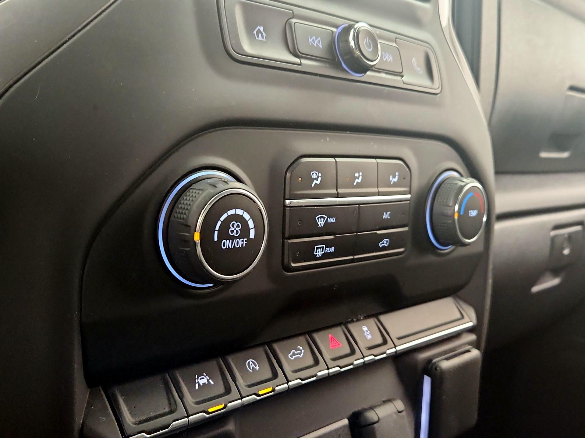 Thumbnail: 2024 Chevrolet Silverado 1500 - 16