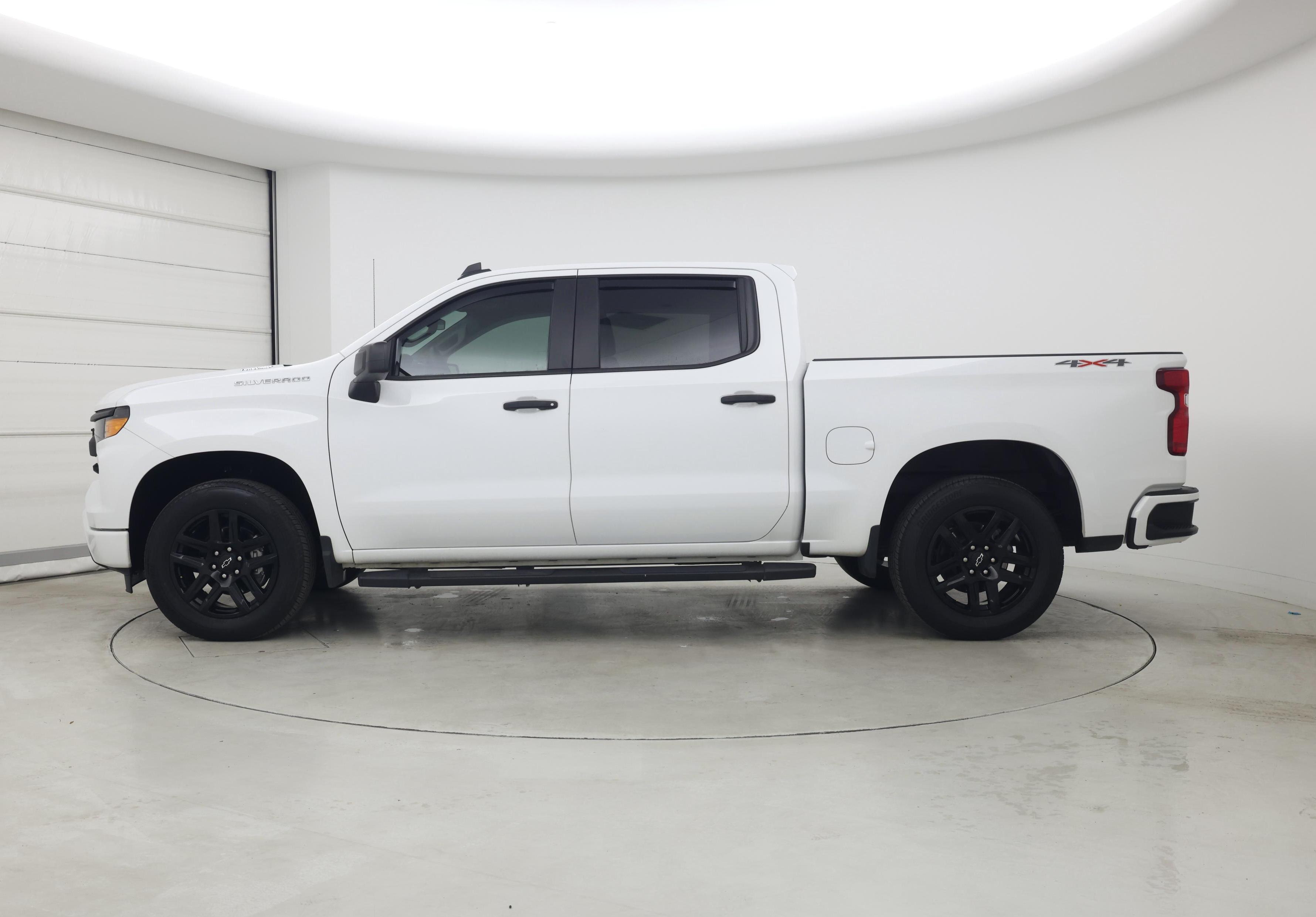 Thumbnail: 2024 Chevrolet Silverado 1500 - 3