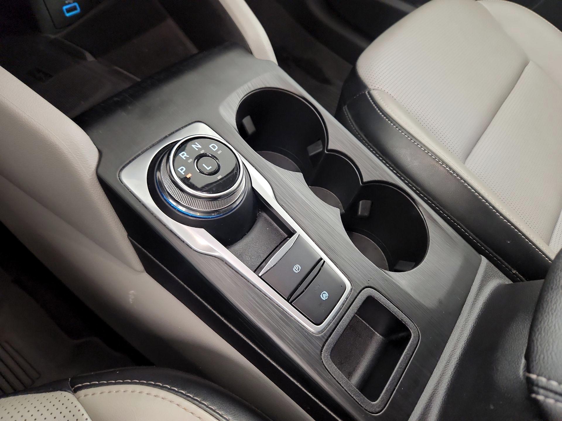 Thumbnail: 2023 Ford Escape - 15