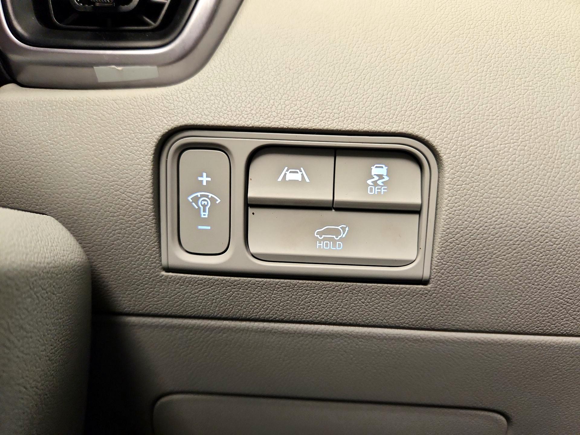 Thumbnail: 2023 Kia Sorento - 13