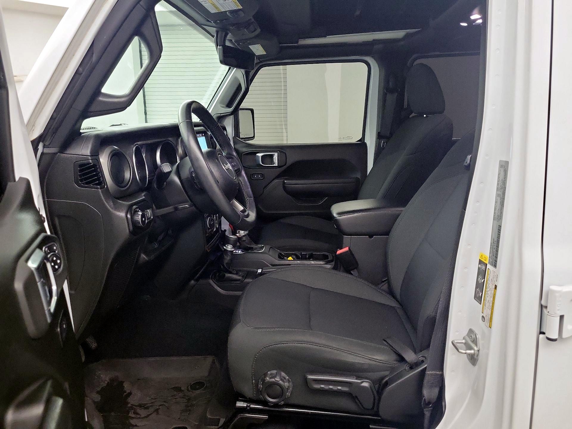 Thumbnail: 2022 Jeep Wrangler - 9