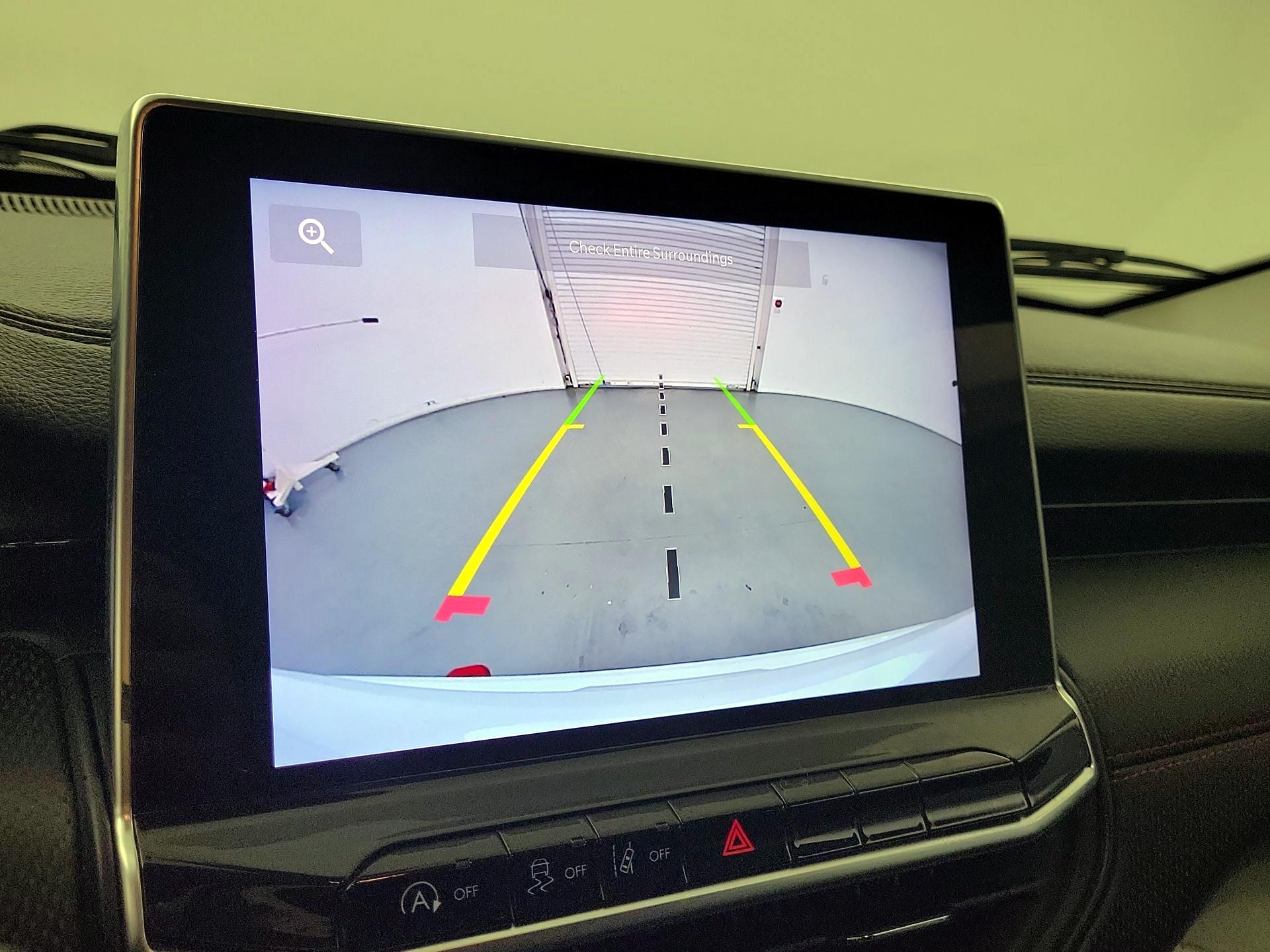 Thumbnail: 2022 Jeep Compass - 12