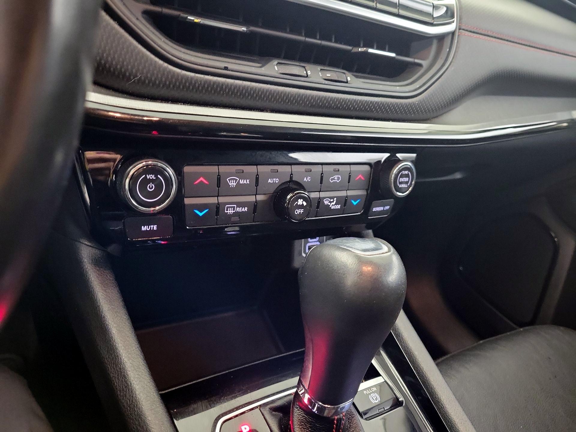 Thumbnail: 2022 Jeep Compass - 14