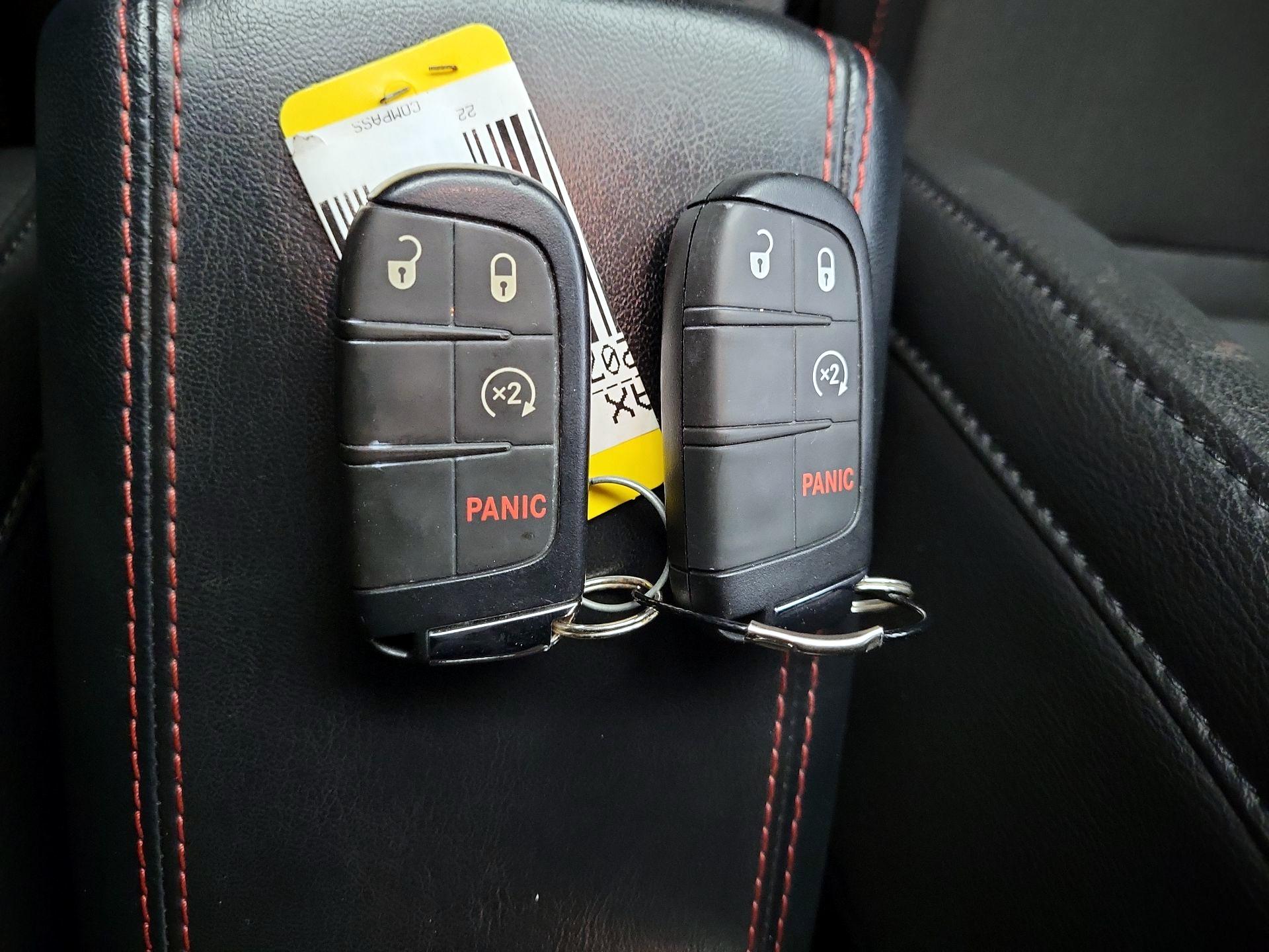 Thumbnail: 2022 Jeep Compass - 20