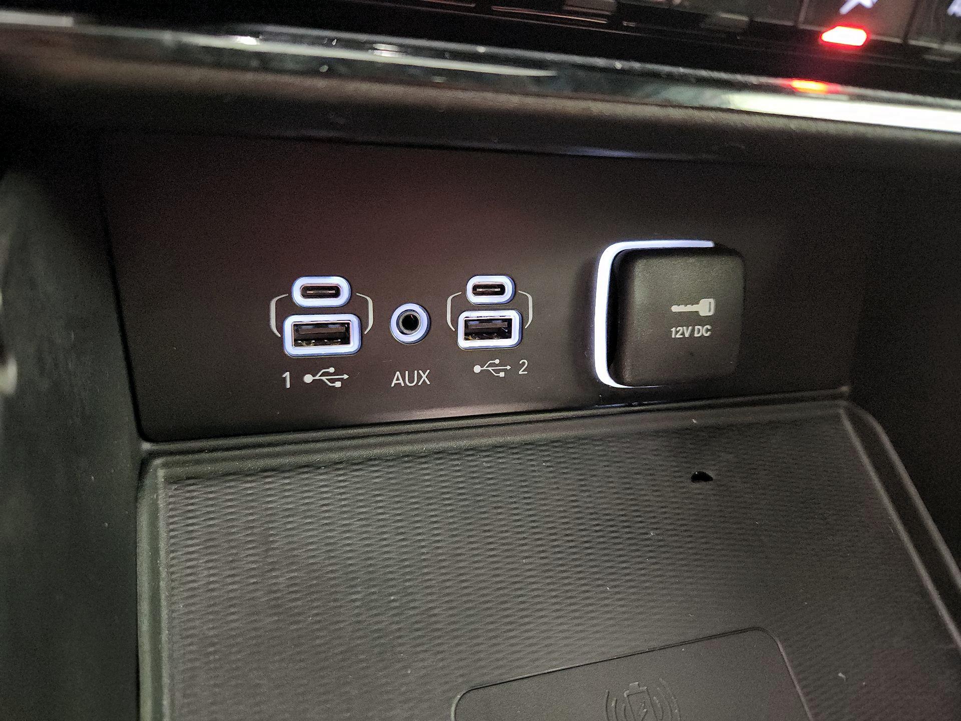 Thumbnail: 2023 Jeep Grand Cherokee - 16