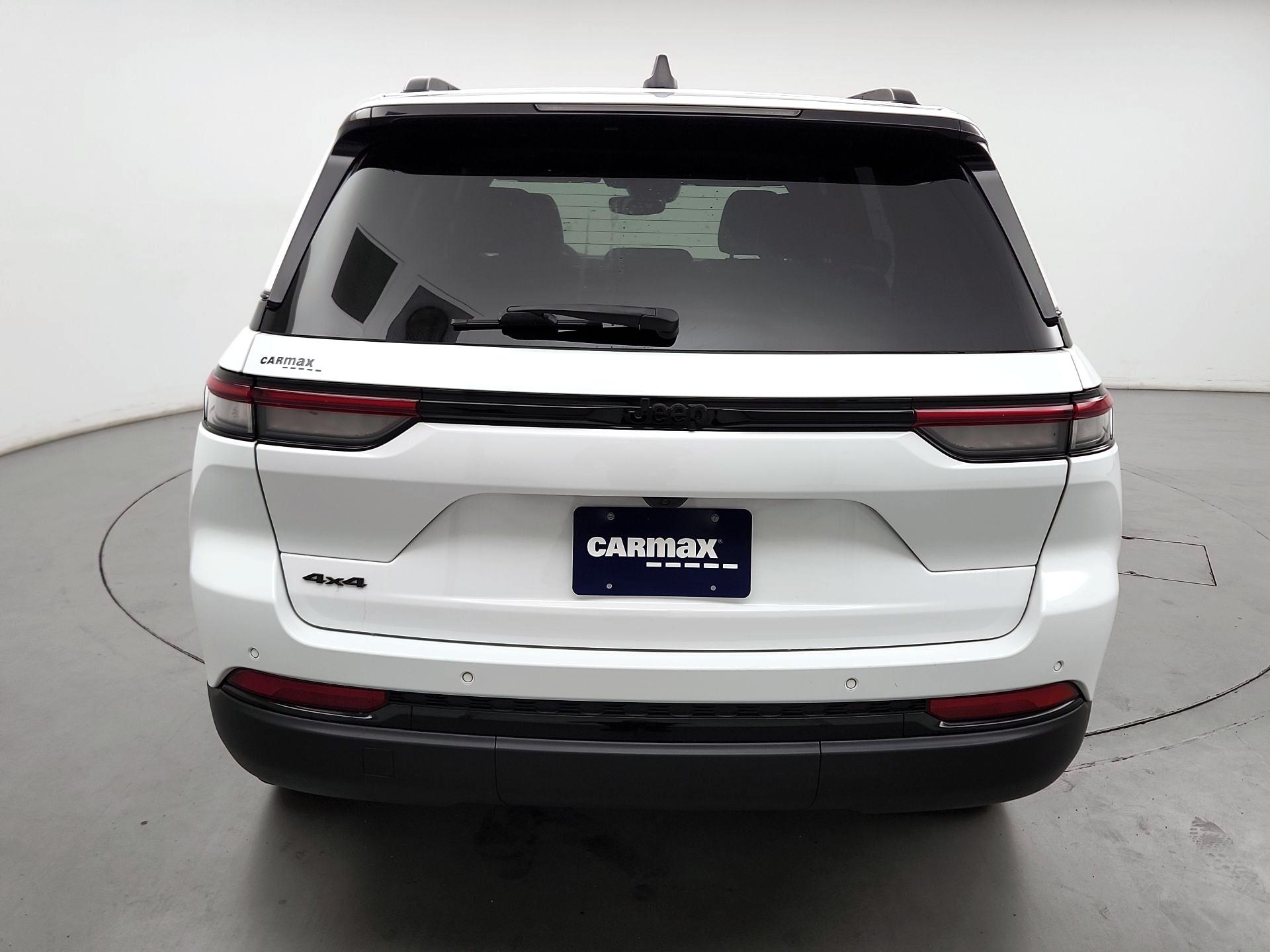 Thumbnail: 2023 Jeep Grand Cherokee - 6