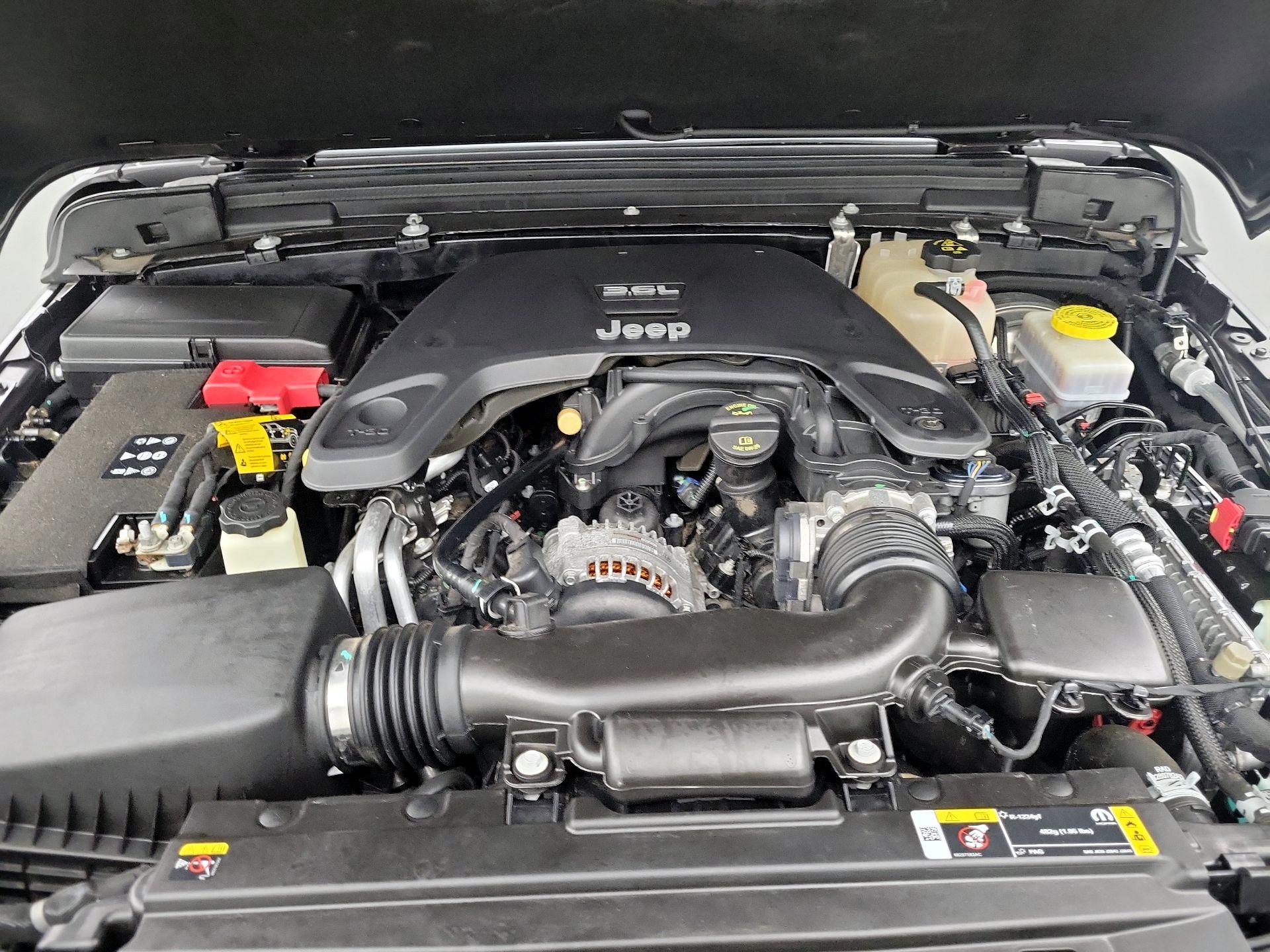 Thumbnail: 2021 Jeep Wrangler - 19