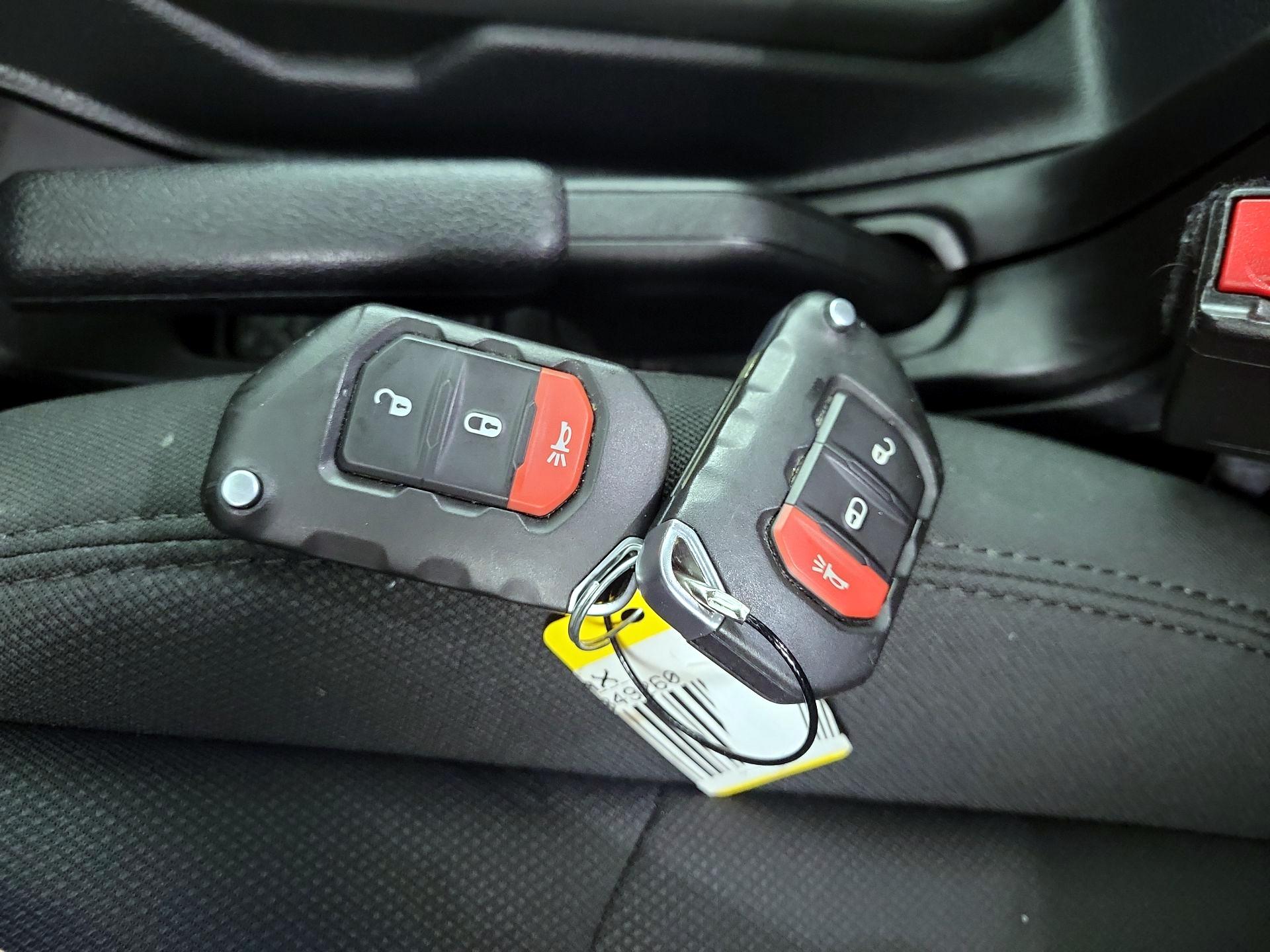 Thumbnail: 2021 Jeep Wrangler - 20