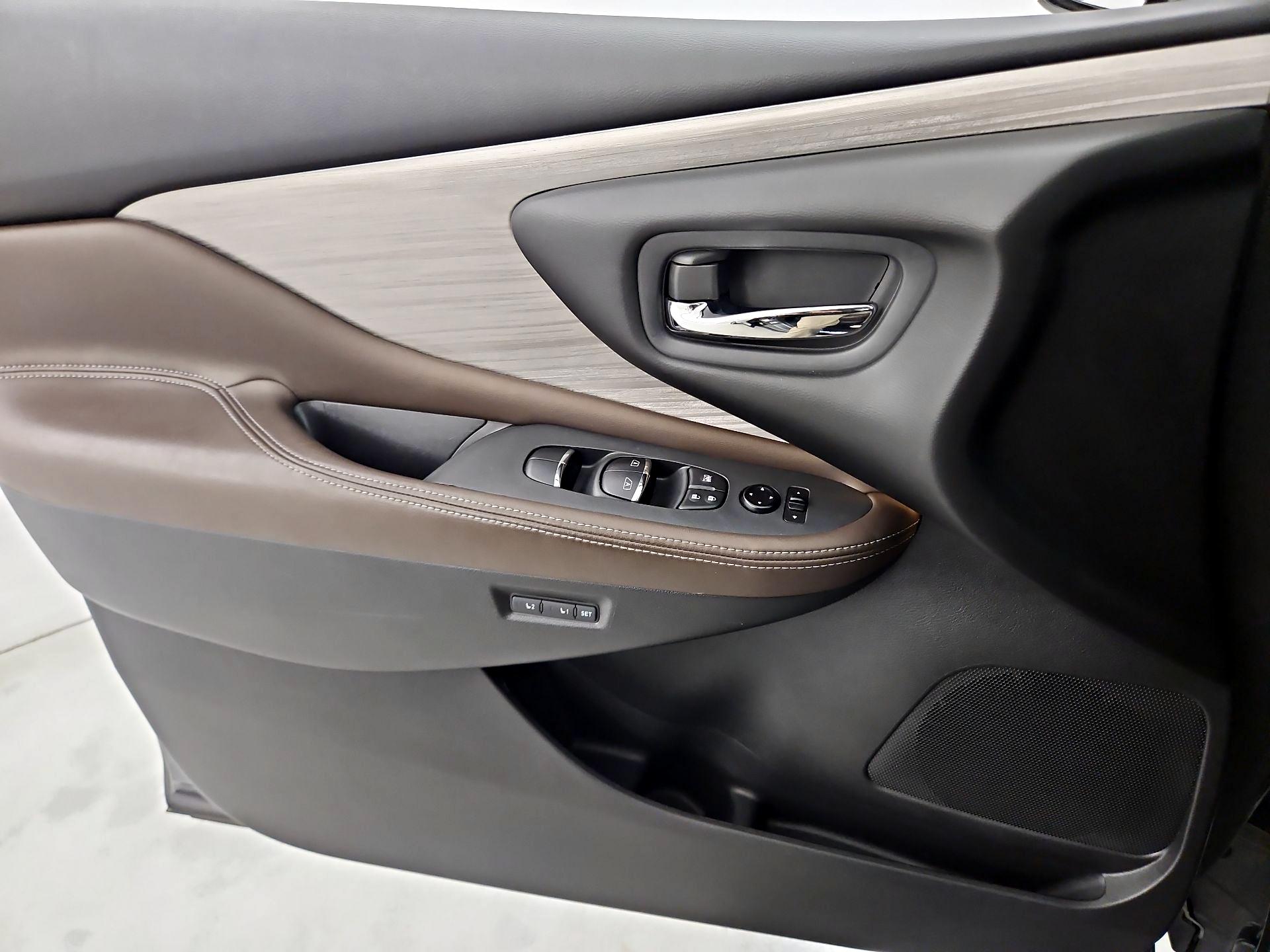 Thumbnail: 2015 Nissan Murano - 12