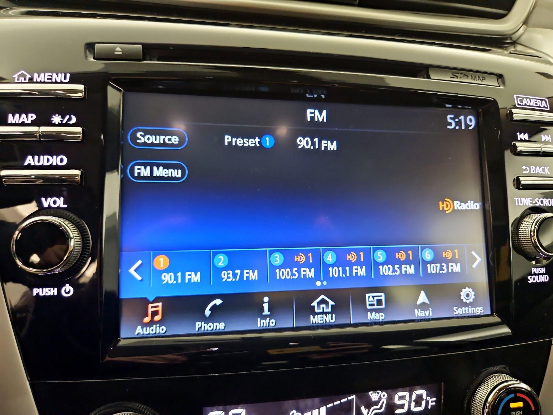 Thumbnail: 2015 Nissan Murano - 16