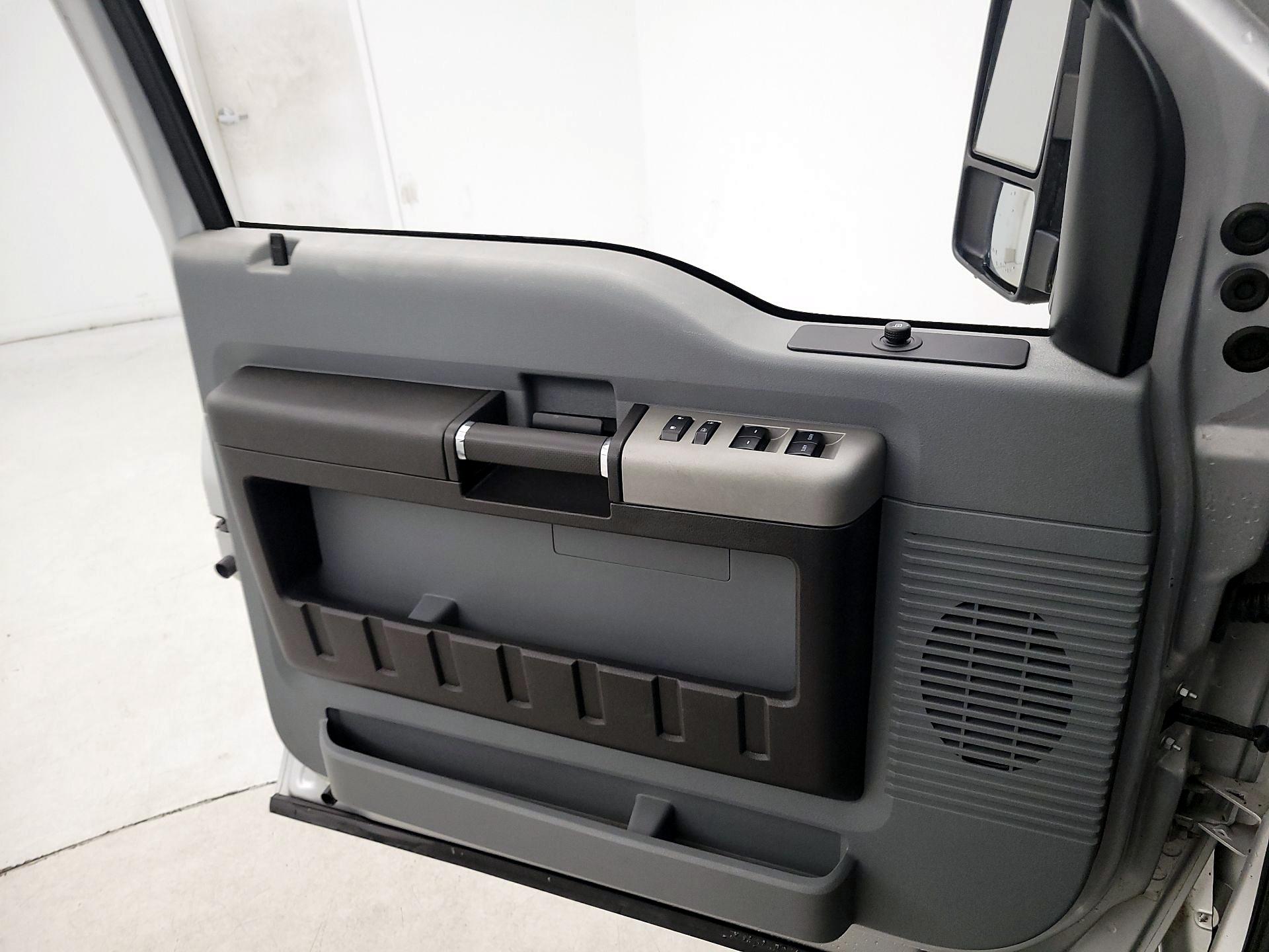 Thumbnail: 2016 Ford F-250 - 12