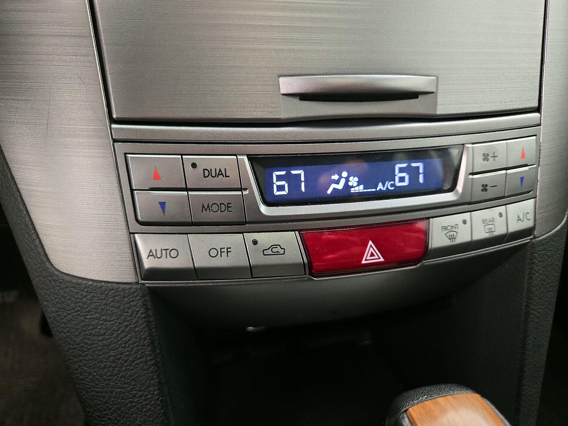 Thumbnail: 2014 Subaru Outback - 16